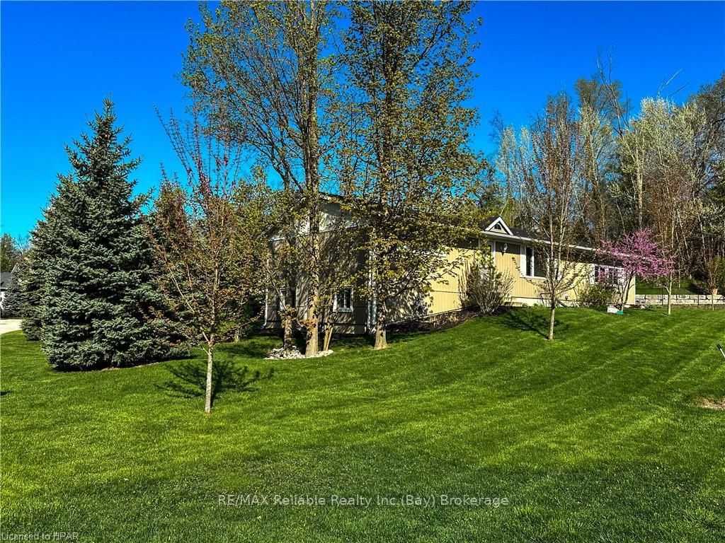 Photo 5 of 1 Hidden Valley Lane, Bluewater, Bayfield — HOMEH