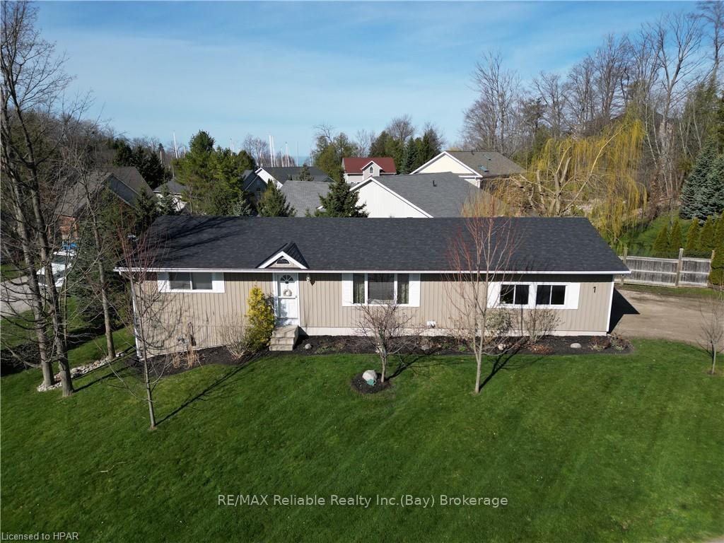 Photo 8 of 1 Hidden Valley Lane, Bluewater, Bayfield — HOMEH