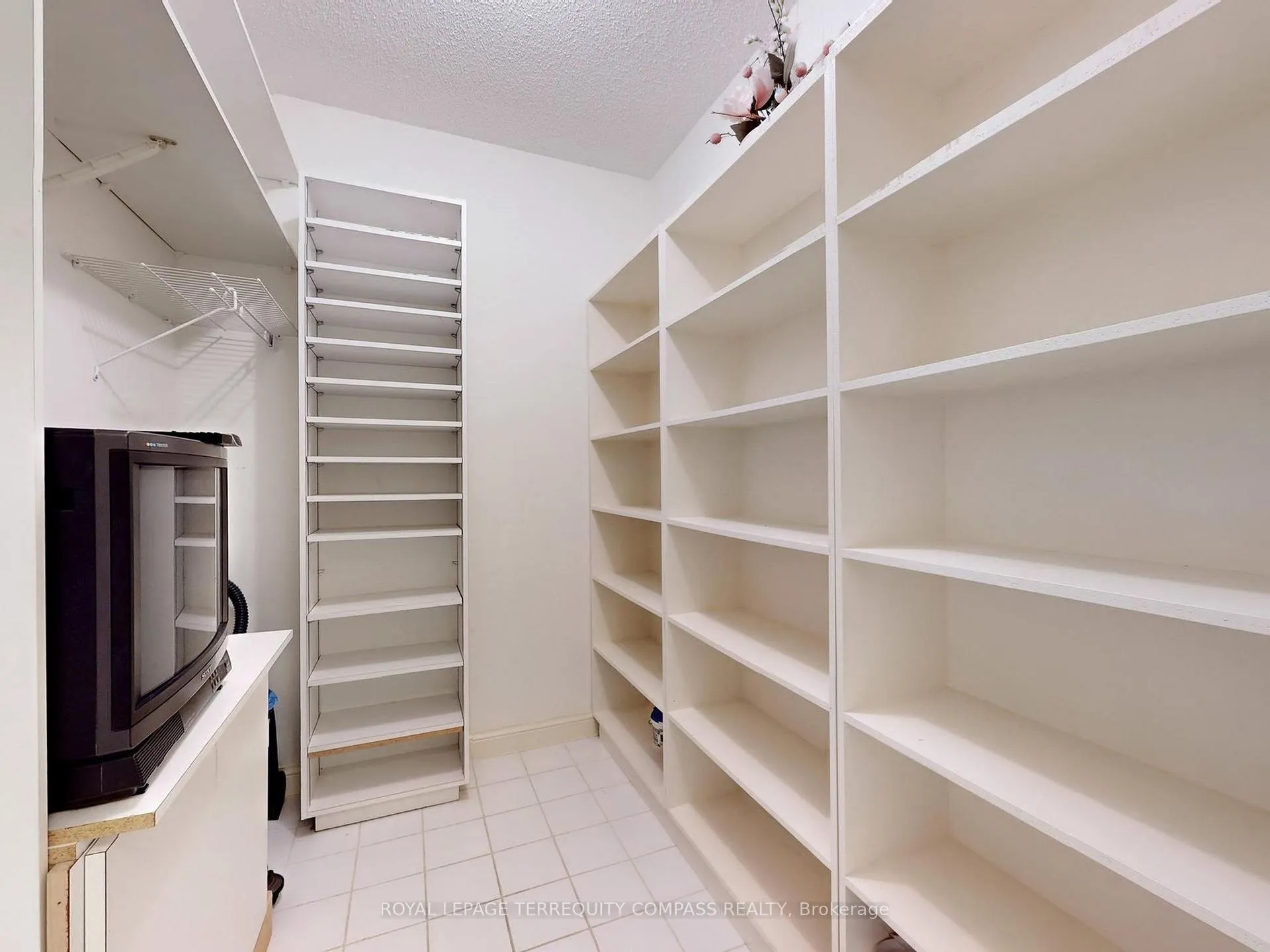 Photo 31 of Unit PH5, 610 Bullock Drive, Markham, Markville — HOMEH