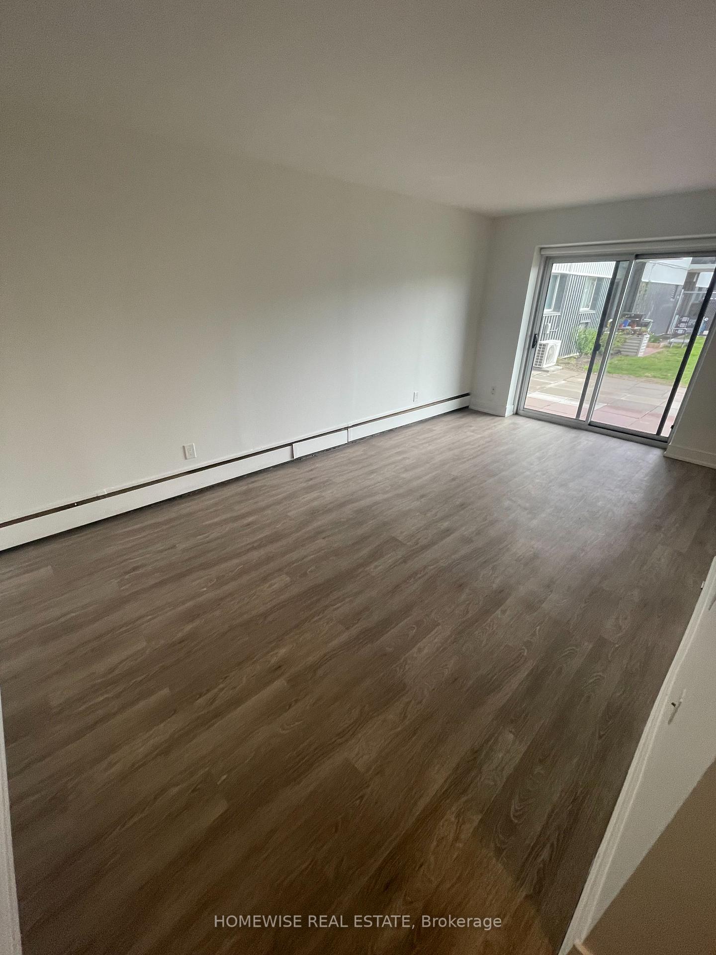 Photo 2 of Unit 118, 321 Marland Avenue, Oshawa, Vanier — HOMEH