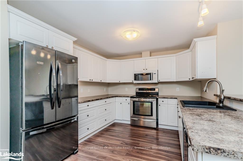 Photo 10 of Unit GL5, 10B Kimberley Avenue, Bracebridge, Macaulay — HOMEH