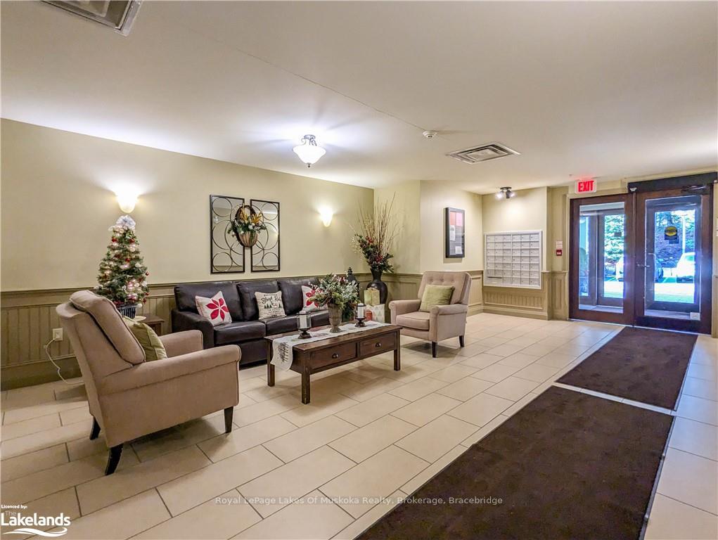 Photo 26 of Unit GL5, 10B Kimberley Avenue, Bracebridge, Macaulay — HOMEH