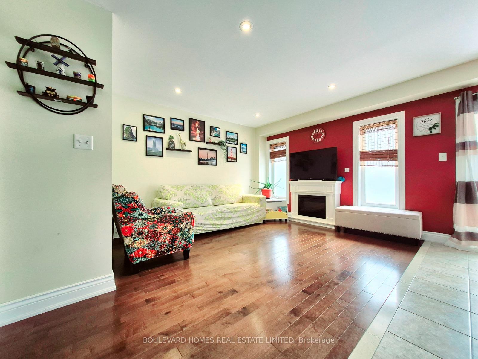 Photo 5 of 21 Westray Crescent, Ajax, Northeast Ajax — HOMEH