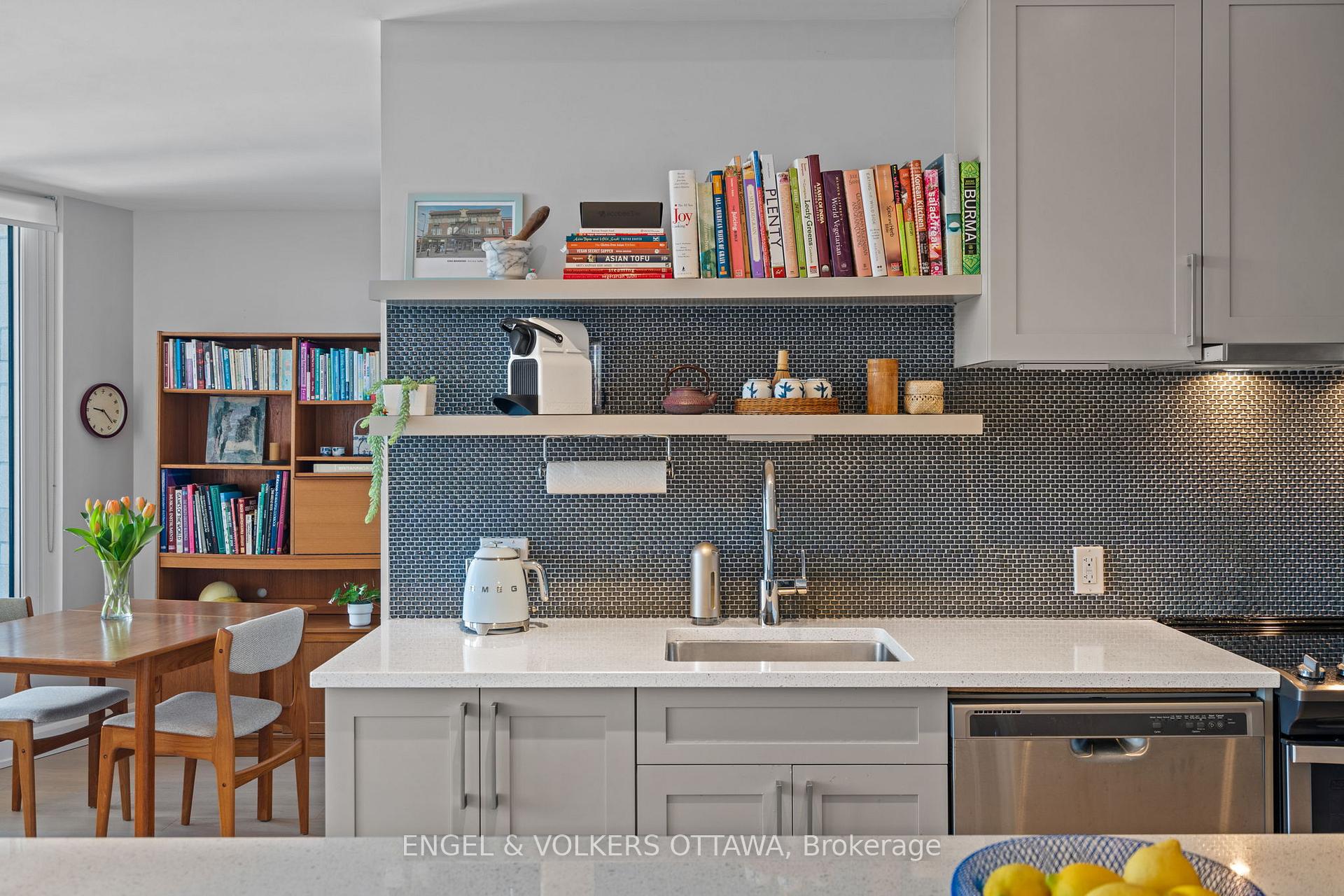 Photo 11 of Unit 308, 10 Rosemount Avenue, Ottawa, Hintonburg — HOMEH