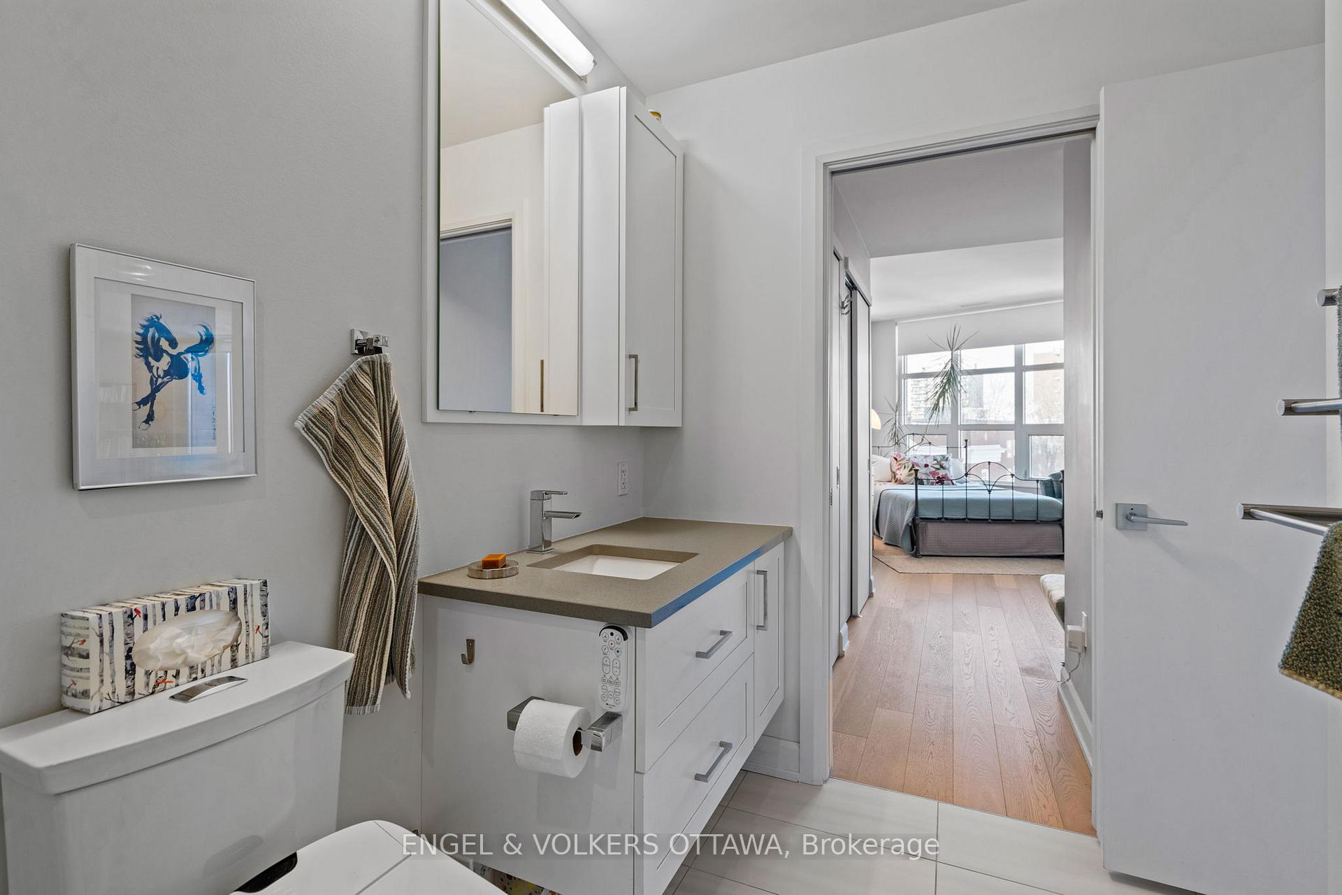 Photo 26 of Unit 308, 10 Rosemount Avenue, Ottawa, Hintonburg — HOMEH