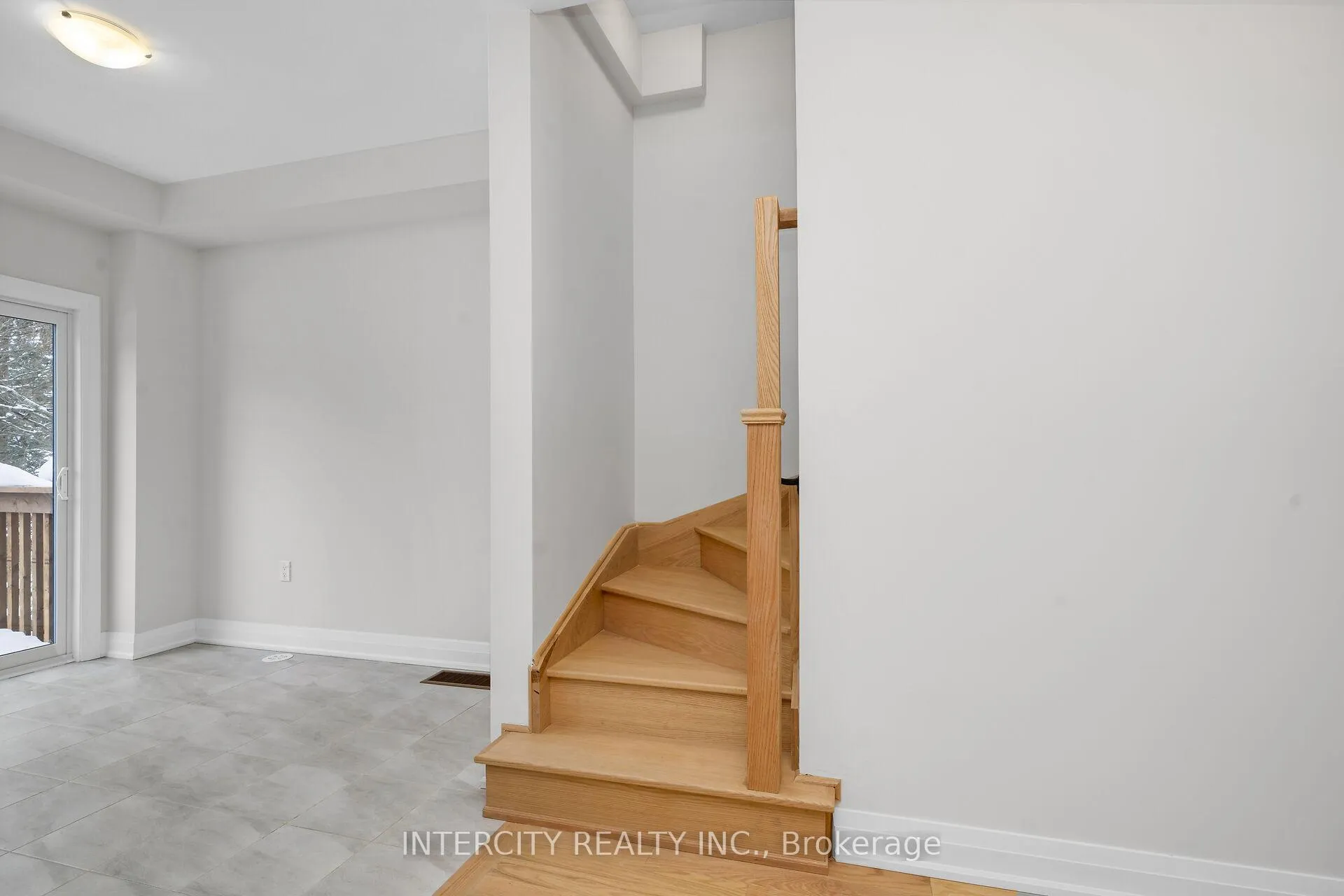 Photo 11 of Unit Unit 11, 43 Marret Lane, Clarington, Newcastle — HOMEH