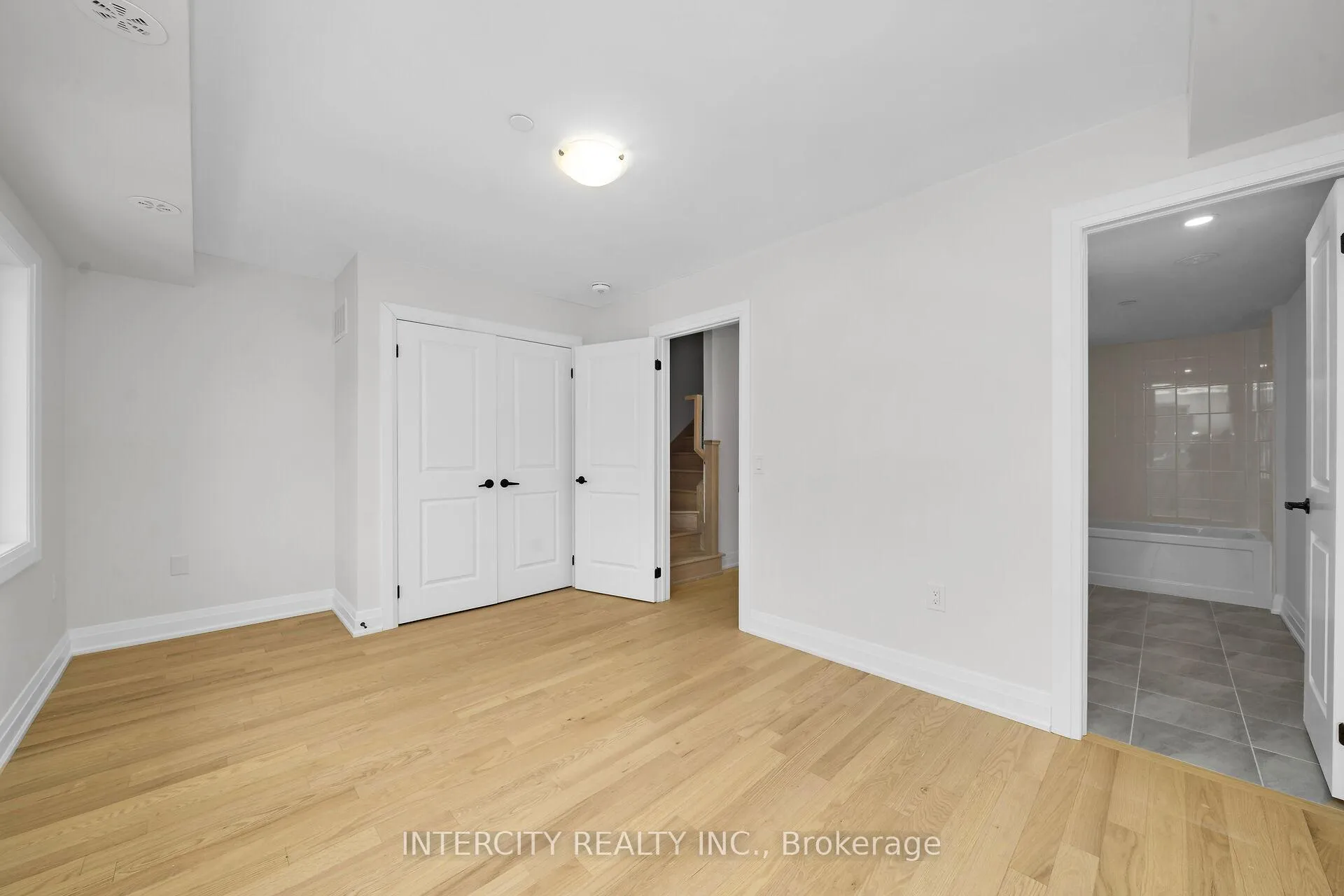 Photo 14 of Unit Unit 11, 43 Marret Lane, Clarington, Newcastle — HOMEH