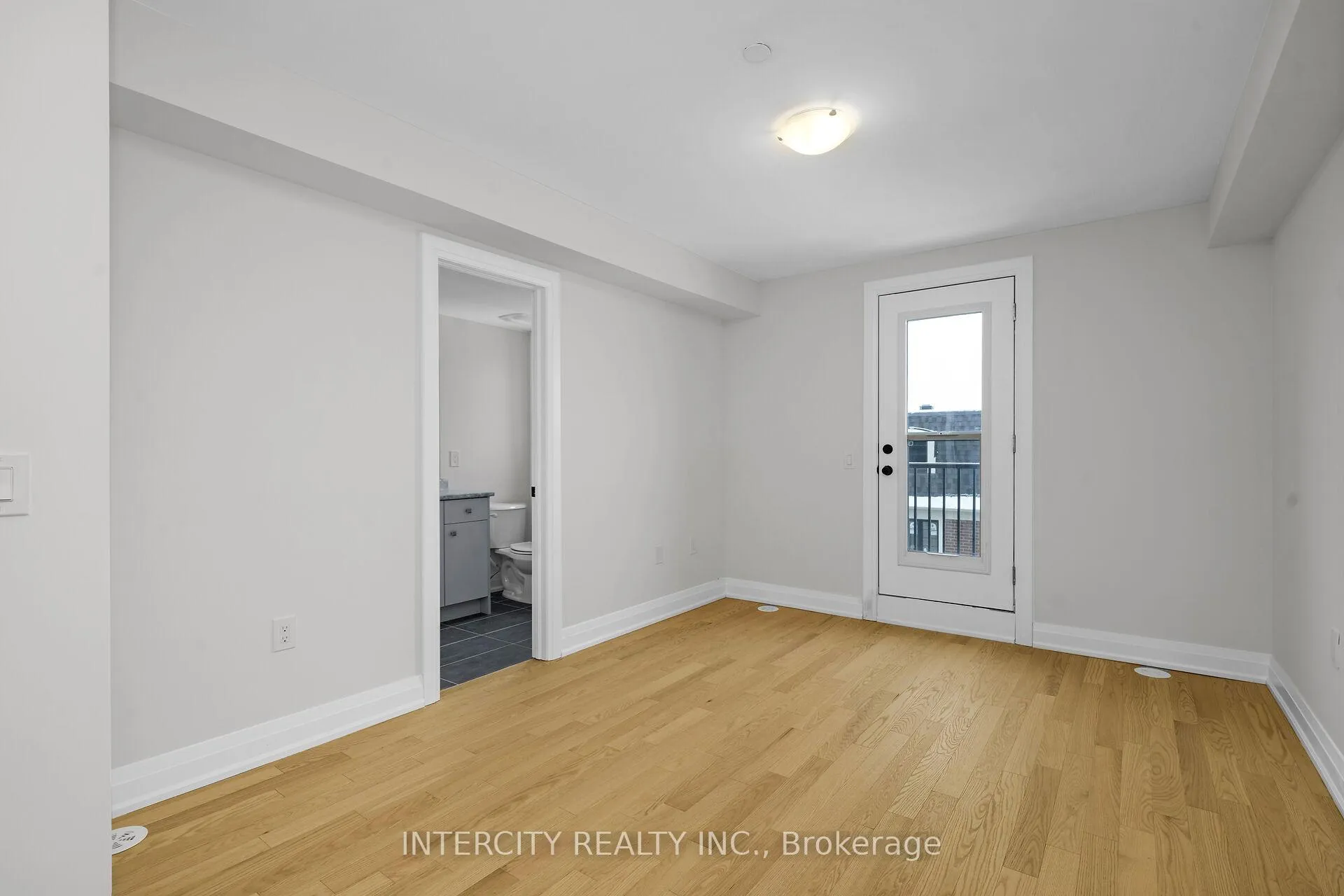 Photo 19 of Unit Unit 11, 43 Marret Lane, Clarington, Newcastle — HOMEH