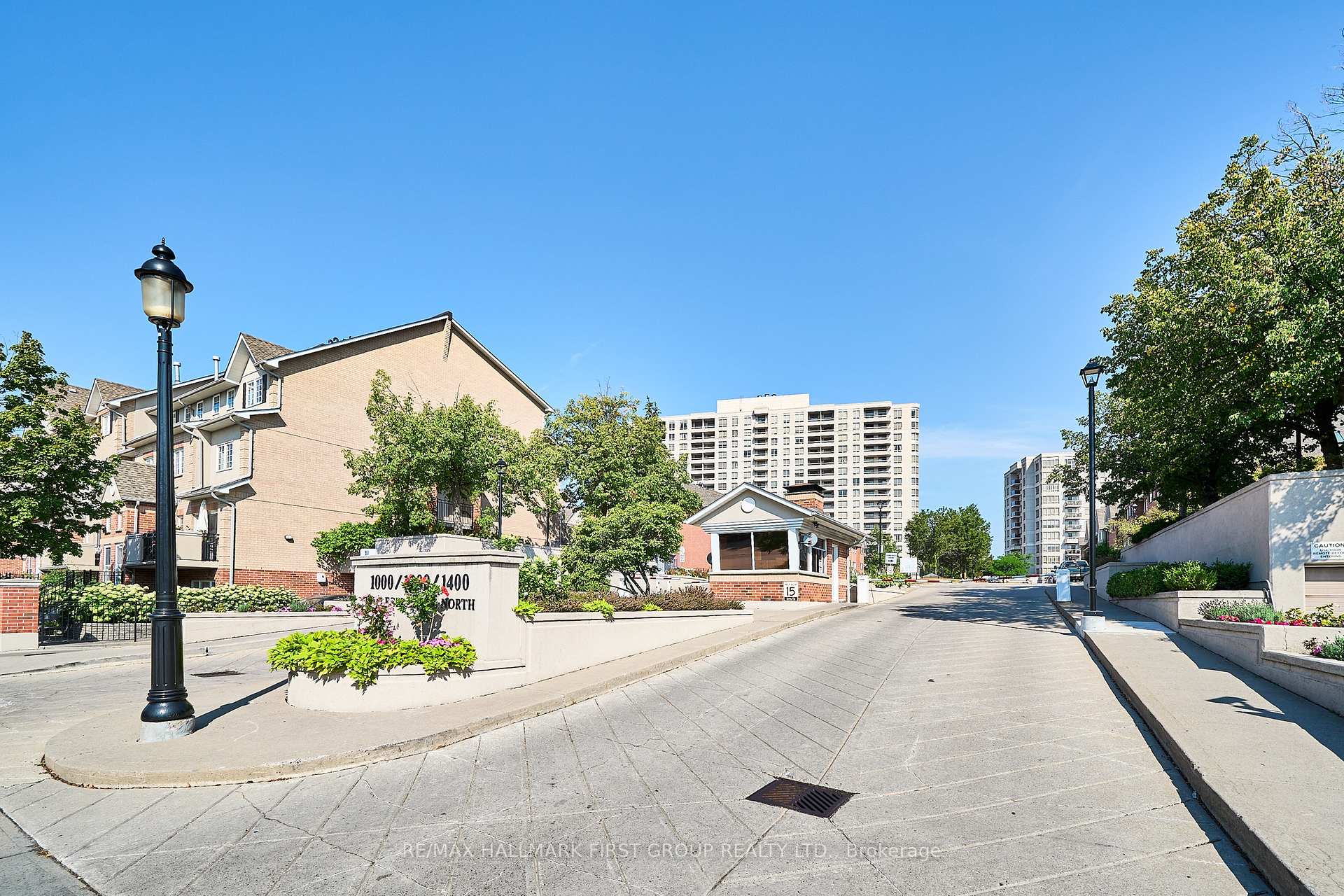 Front of Unit 1402, 1000 The Esplanade Road N