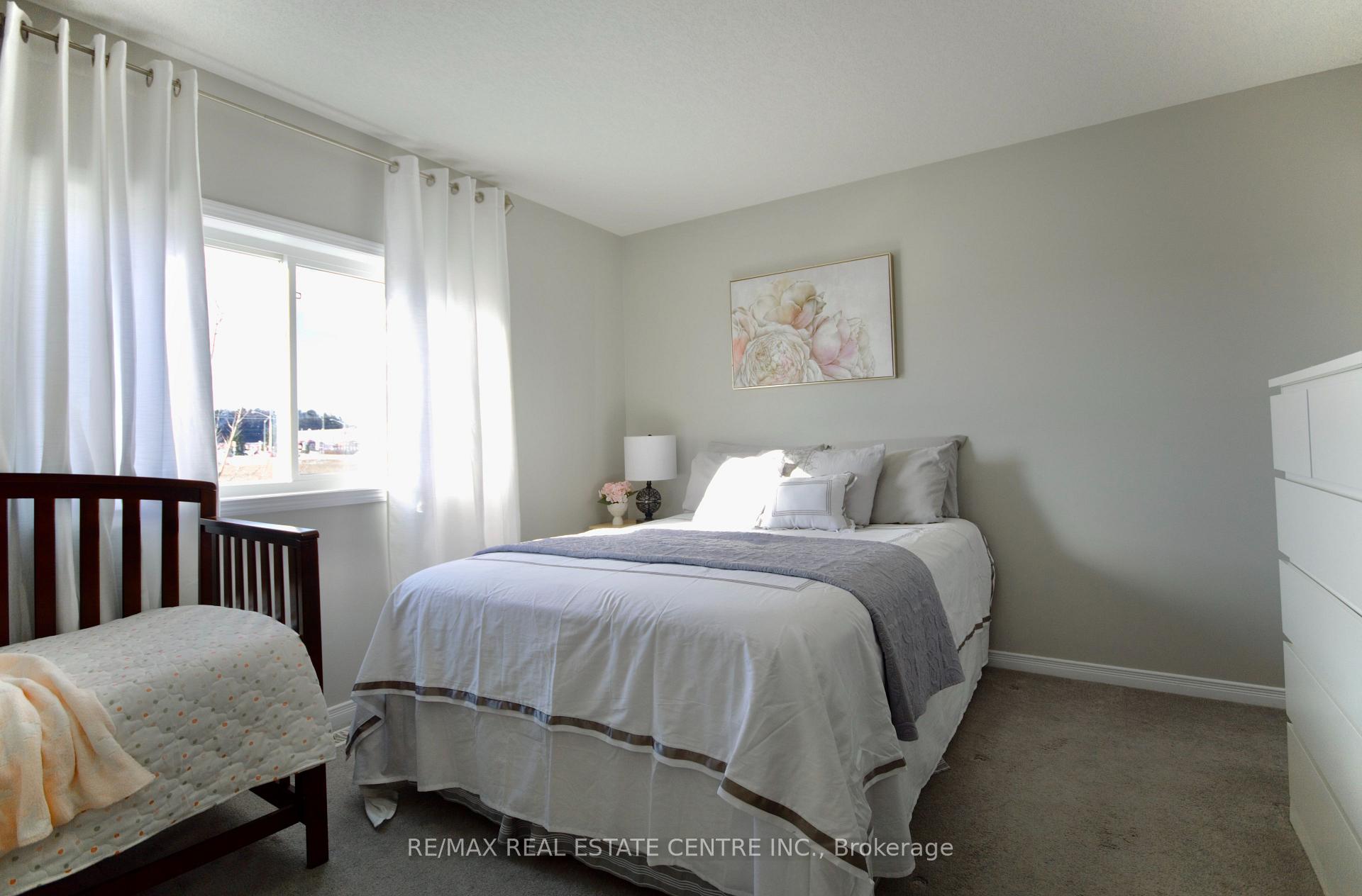 Photo 15 of Unit 21C, 388 Old Huron Road, Kitchener, Brigadoon — HOMEH