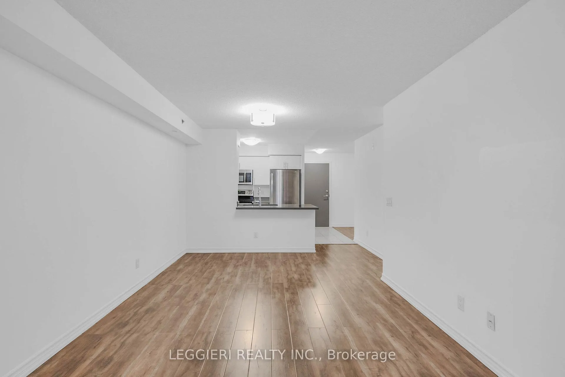Photo 14 of Unit 522, 35 Saranac Boulevard, Toronto, Englemount-Lawrence — HOMEH
