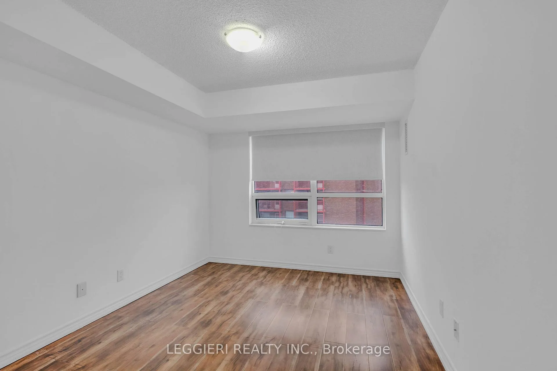 Photo 15 of Unit 522, 35 Saranac Boulevard, Toronto, Englemount-Lawrence — HOMEH