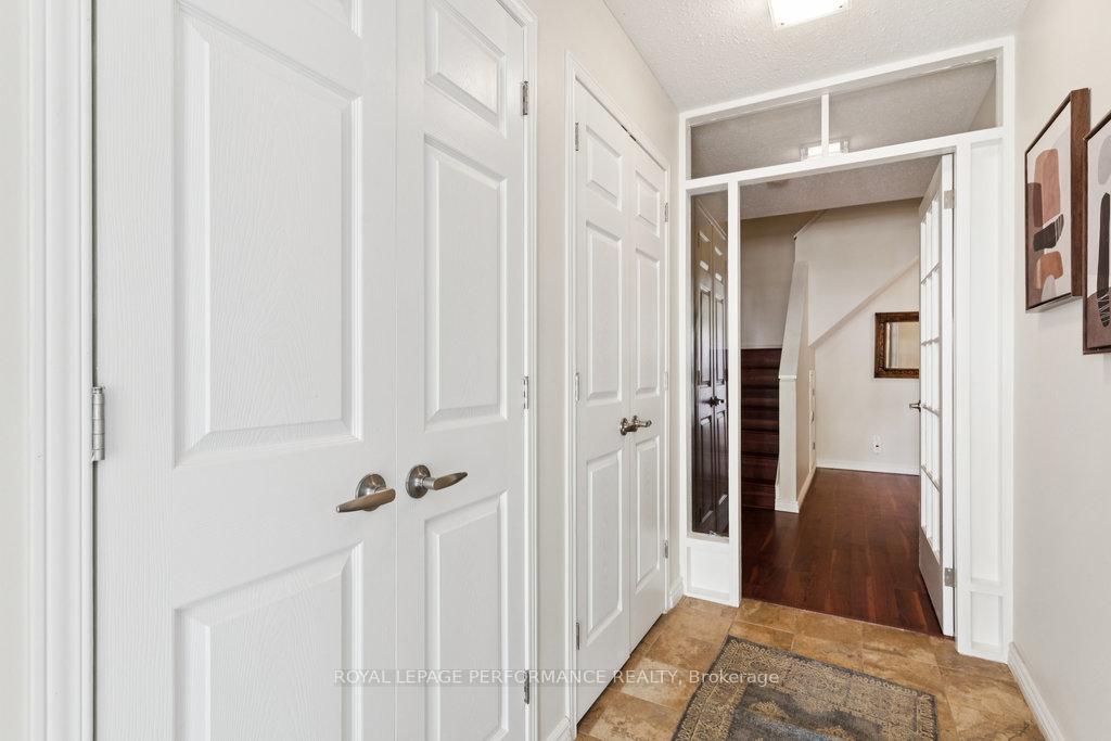 Photo 3 of 5 Forsyth Lane, Ottawa, Crystal Beach — HOMEH