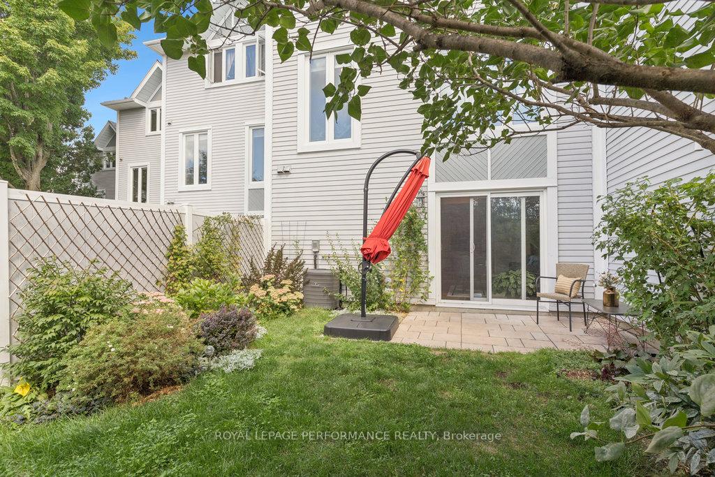 Photo 38 of 5 Forsyth Lane, Ottawa, Crystal Beach — HOMEH