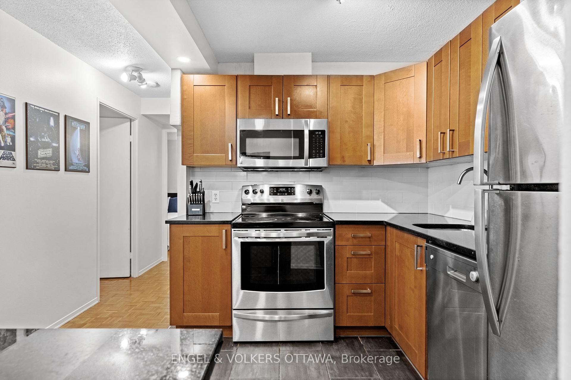 Photo 10 of Unit 702, 475 Laurier Avenue W, Ottawa, Ottawa Centre — HOMEH