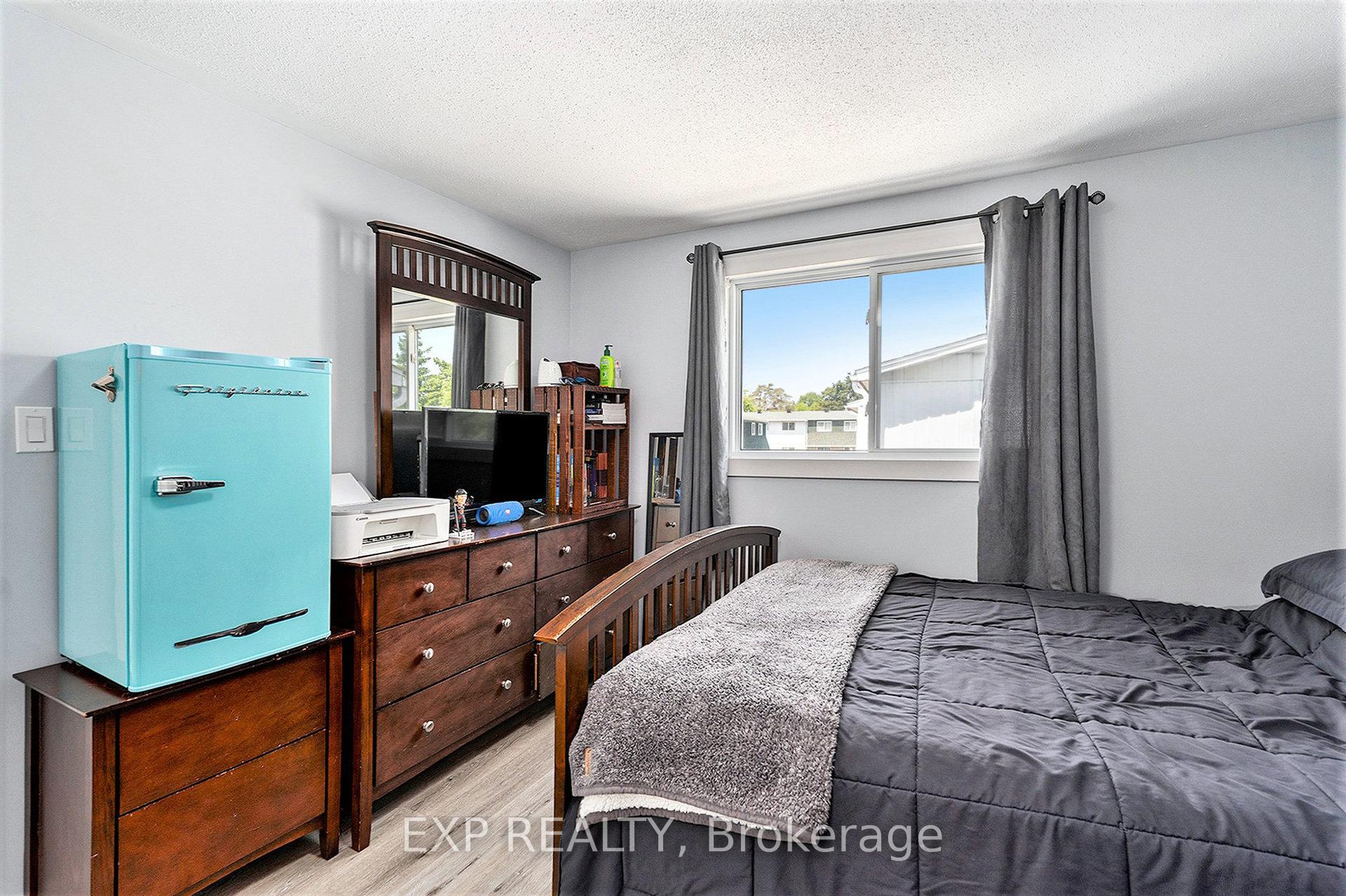 Photo 18 of Unit D, 1520 Beaverpond Drive, Ottawa, Pineview — HOMEH