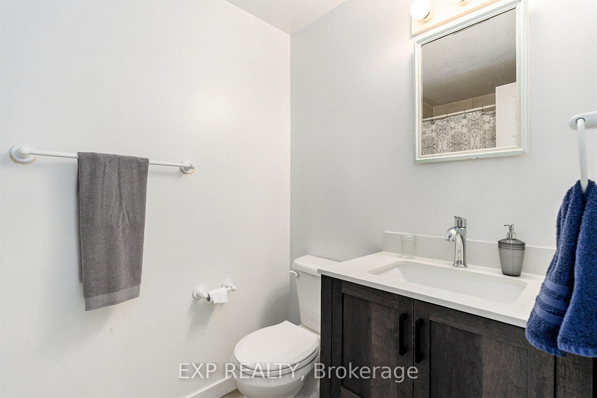 Photo 19 of Unit D, 1520 Beaverpond Drive, Ottawa, Pineview — HOMEH