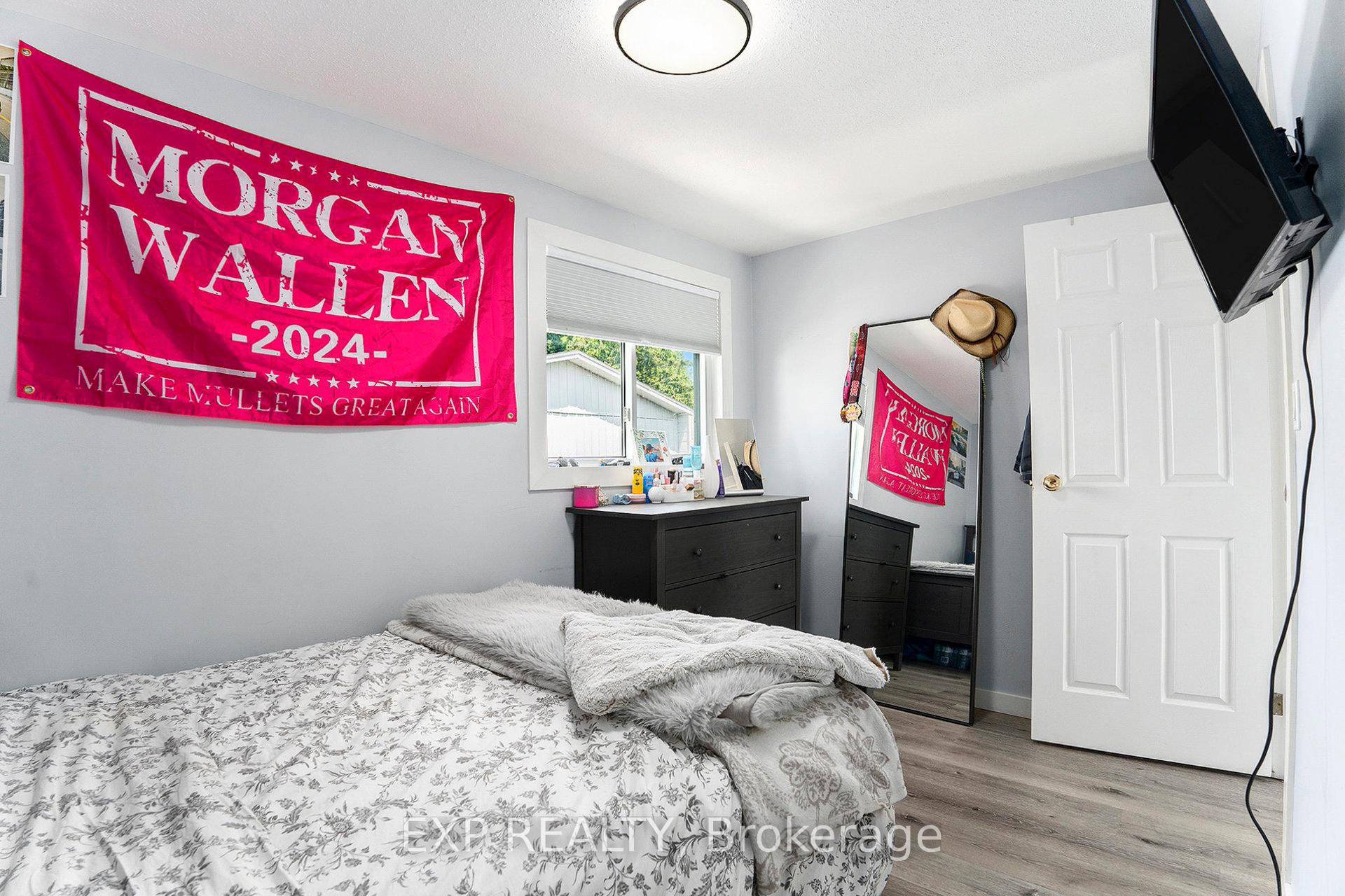 Photo 21 of Unit D, 1520 Beaverpond Drive, Ottawa, Pineview — HOMEH