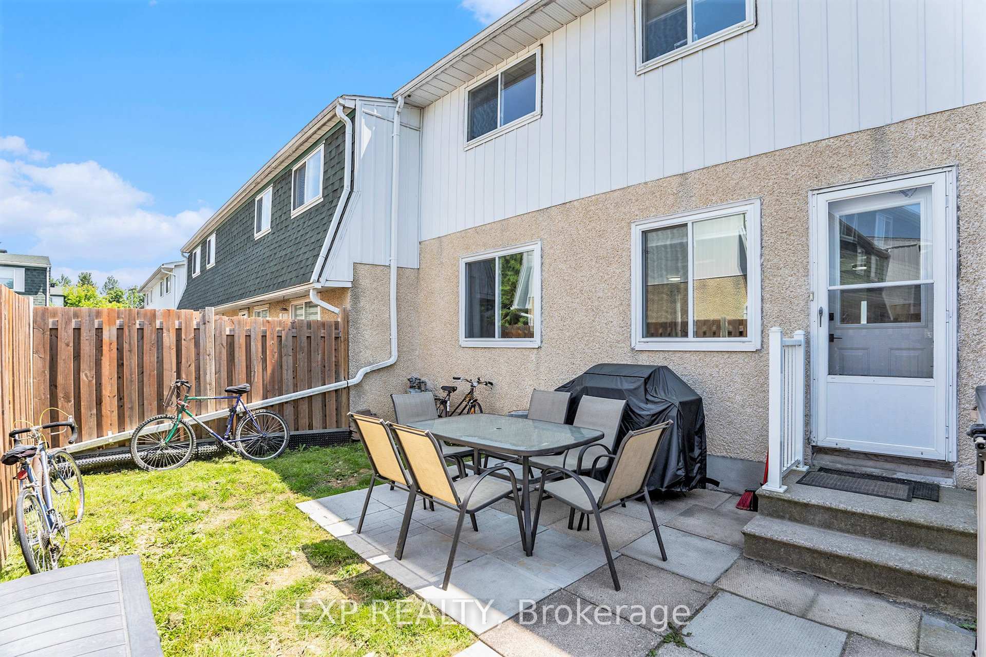 Photo 27 of Unit D, 1520 Beaverpond Drive, Ottawa, Pineview — HOMEH