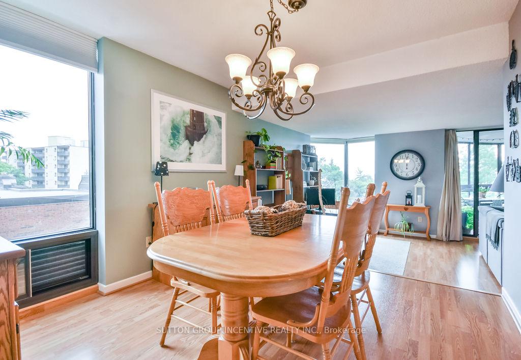 Photo 5 of Unit 307, 181 Collier Street, Barrie, North Shore — HOMEH