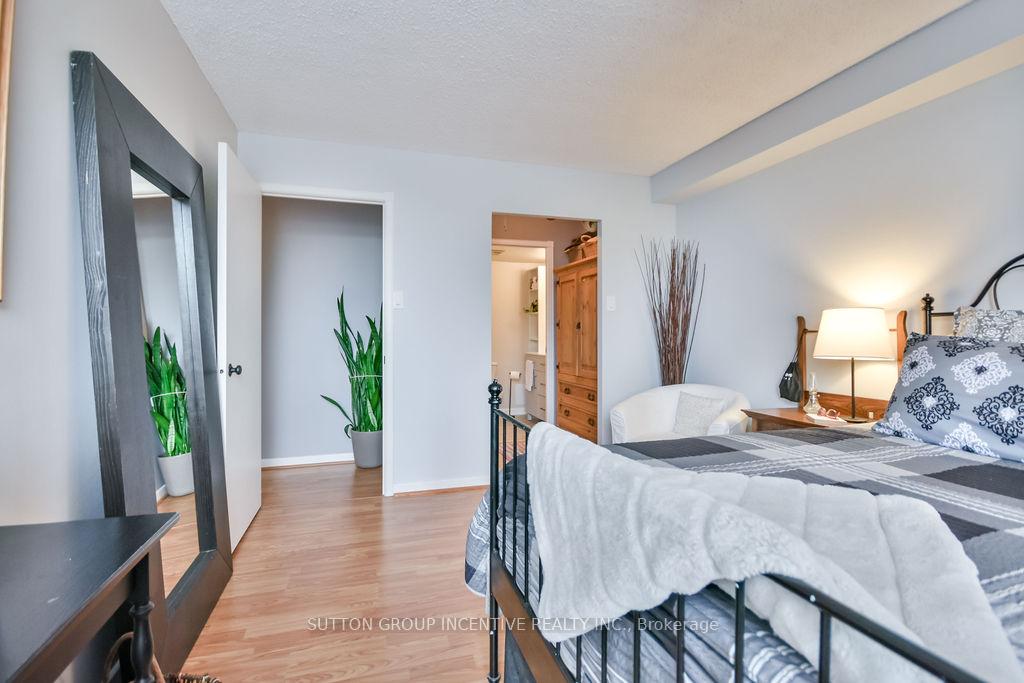 Photo 20 of Unit 307, 181 Collier Street, Barrie, North Shore — HOMEH