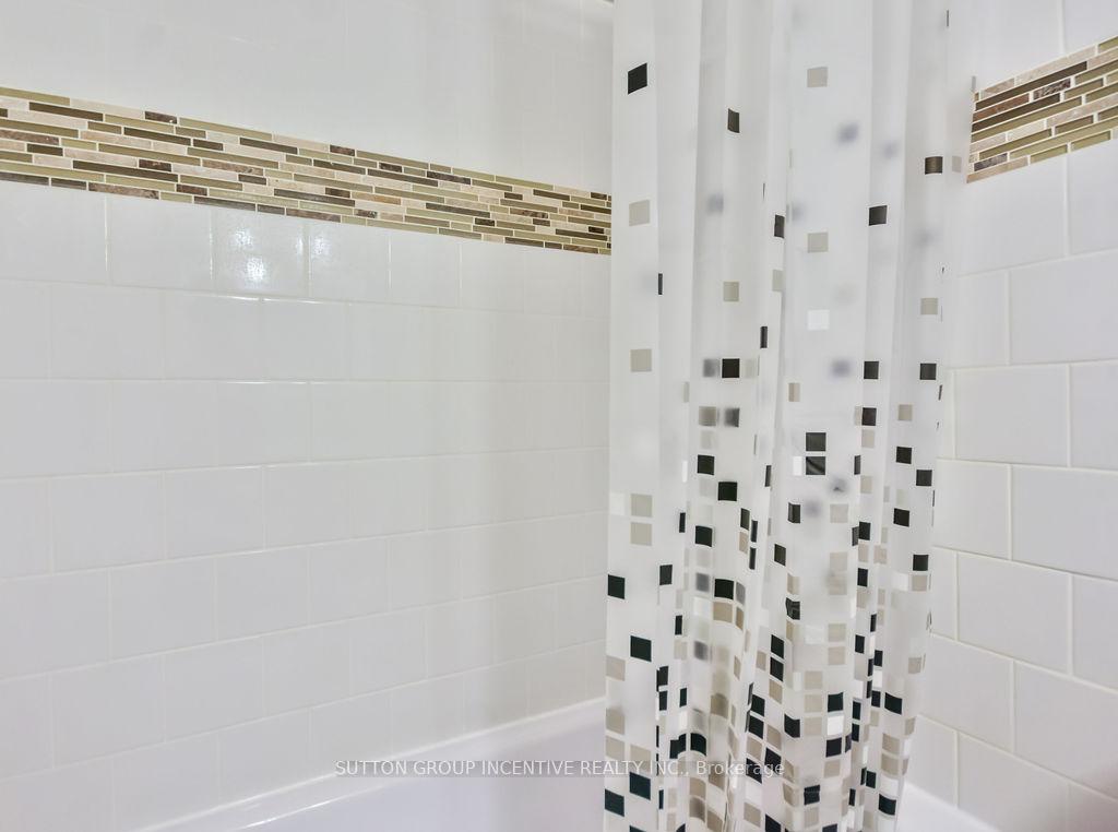 Photo 22 of Unit 307, 181 Collier Street, Barrie, North Shore — HOMEH