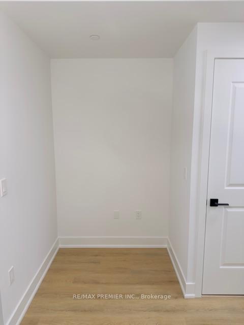 Photo 5 of Unit 503, 575 Conklin Road, Brant, Brantford Twp — HOMEH