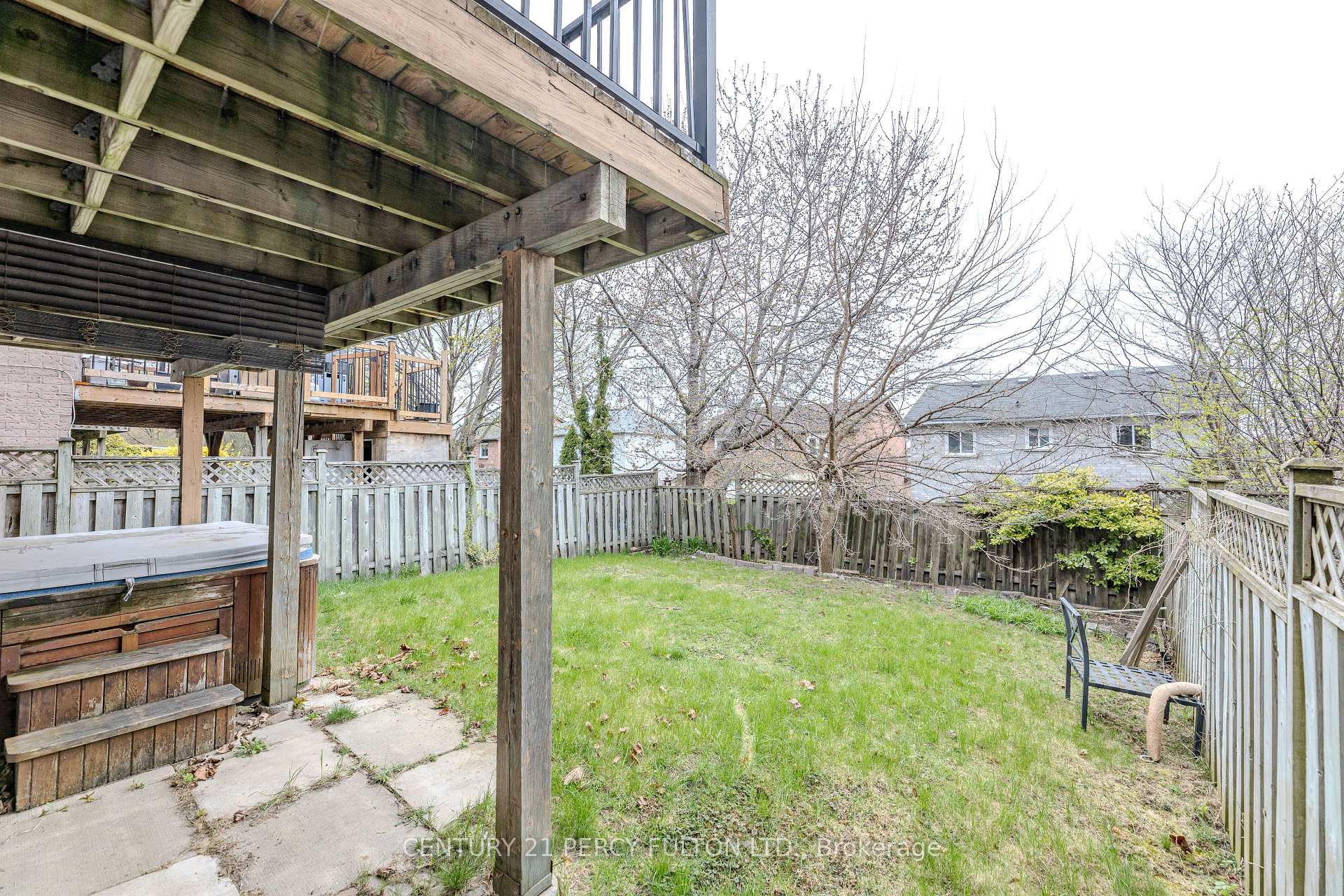 Photo 16 of 21 Trawley Crescent, Ajax, Central — HOMEH
