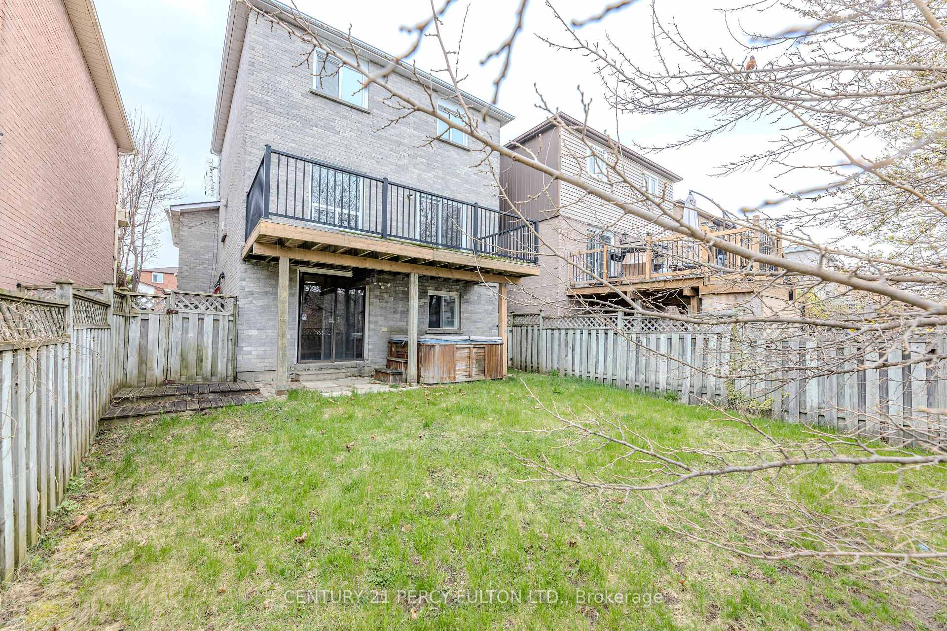 Photo 18 of 21 Trawley Crescent, Ajax, Central — HOMEH