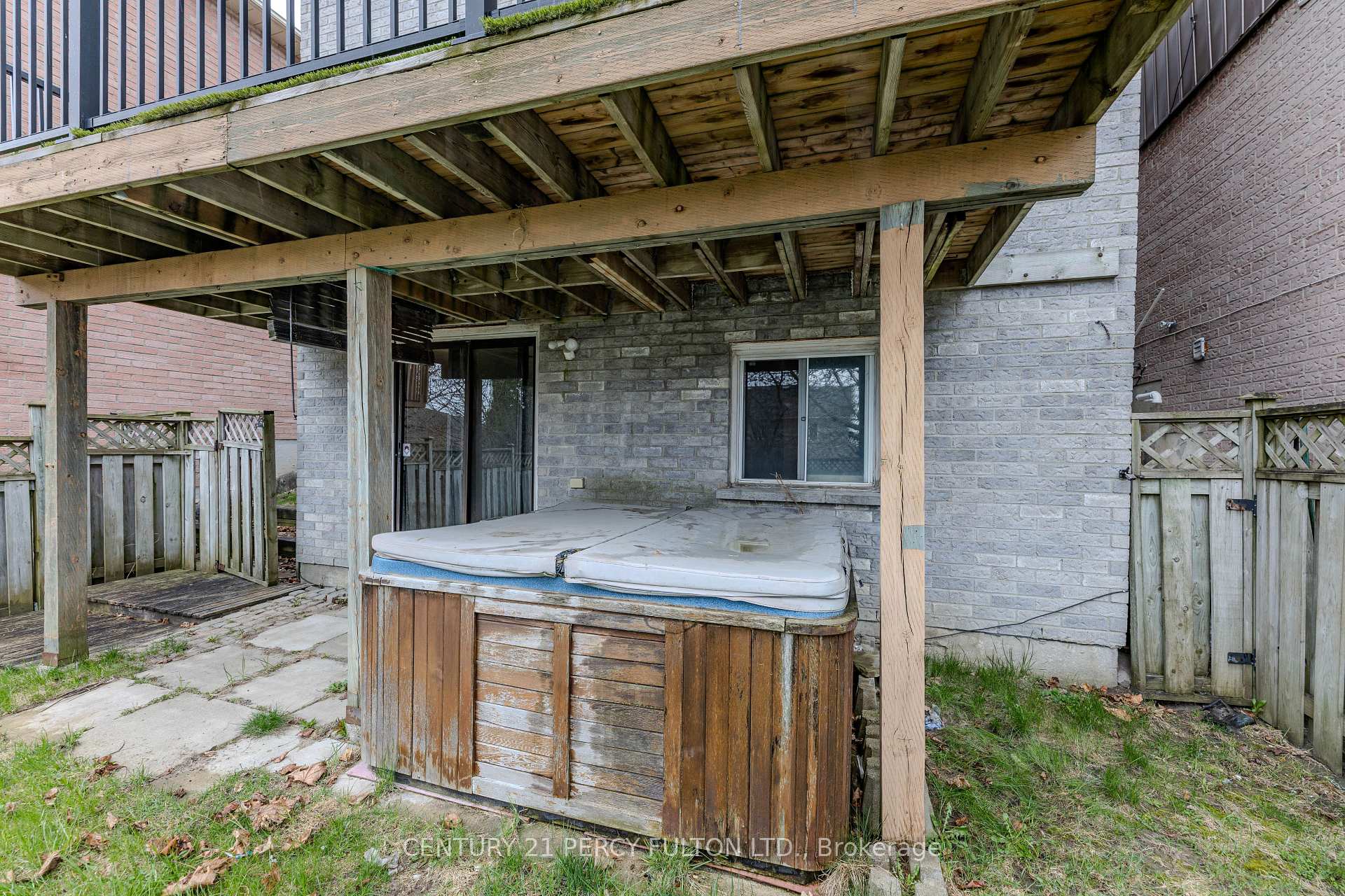 Photo 20 of 21 Trawley Crescent, Ajax, Central — HOMEH