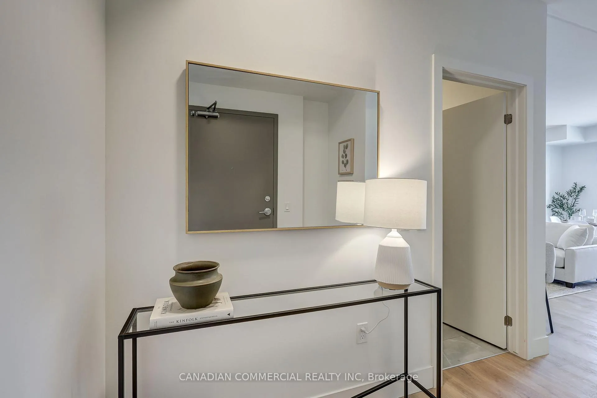 Photo 14 of 1029 Talbot Street, St. Thomas — HOMEH