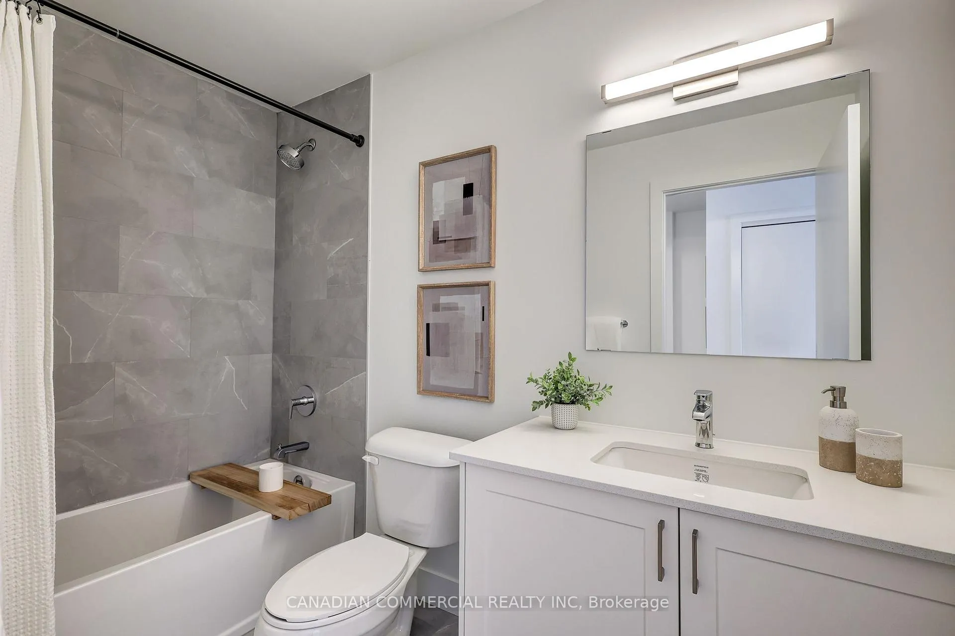 Photo 25 of 1029 Talbot Street, St. Thomas — HOMEH