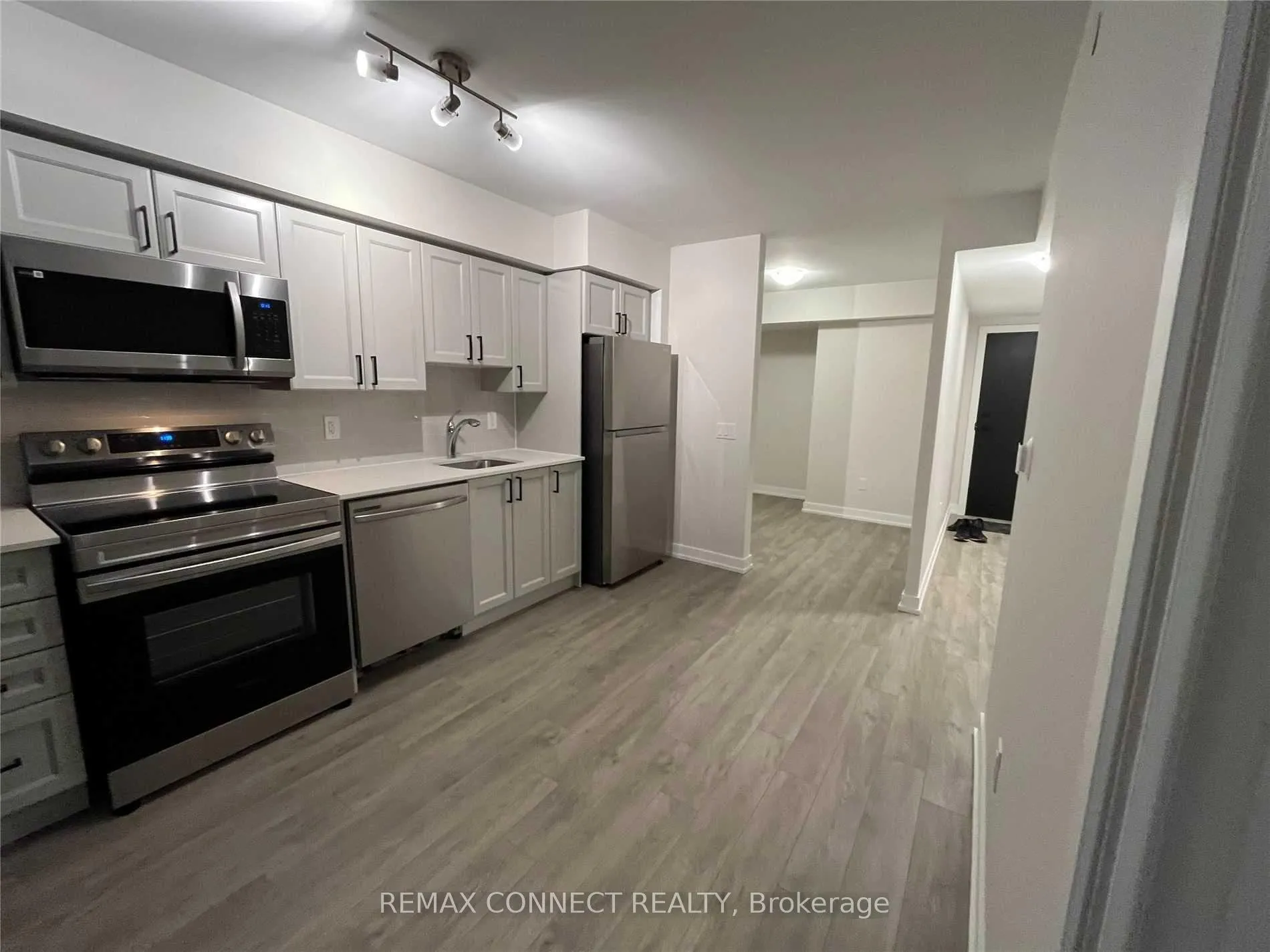 Photo 3 of Unit 1104, 1480 Bayly Street, Pickering, Liverpool — HOMEH