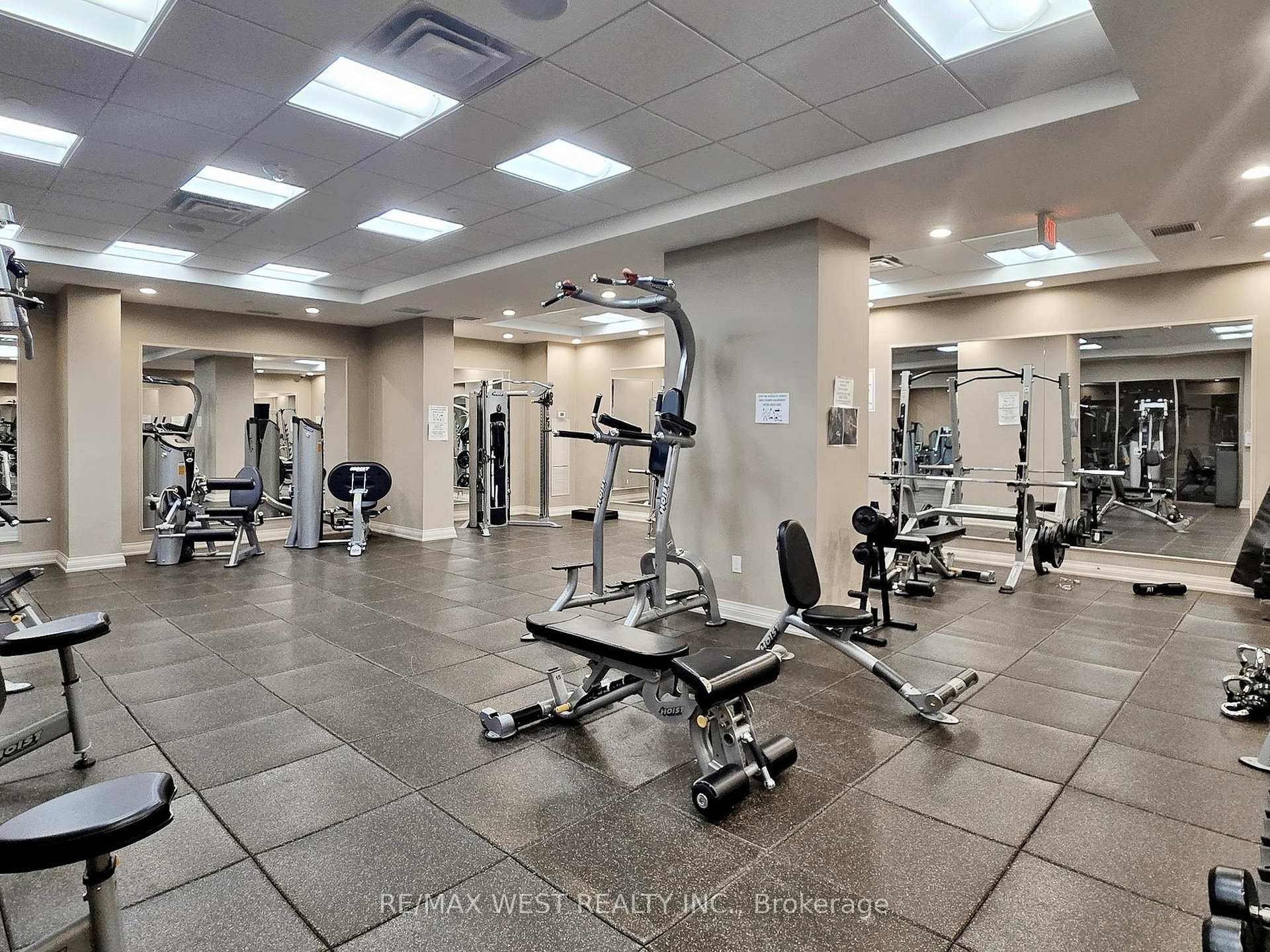 Photo 22 of Unit 1716, 9255 Jane Street, Vaughan, Maple — HOMEH