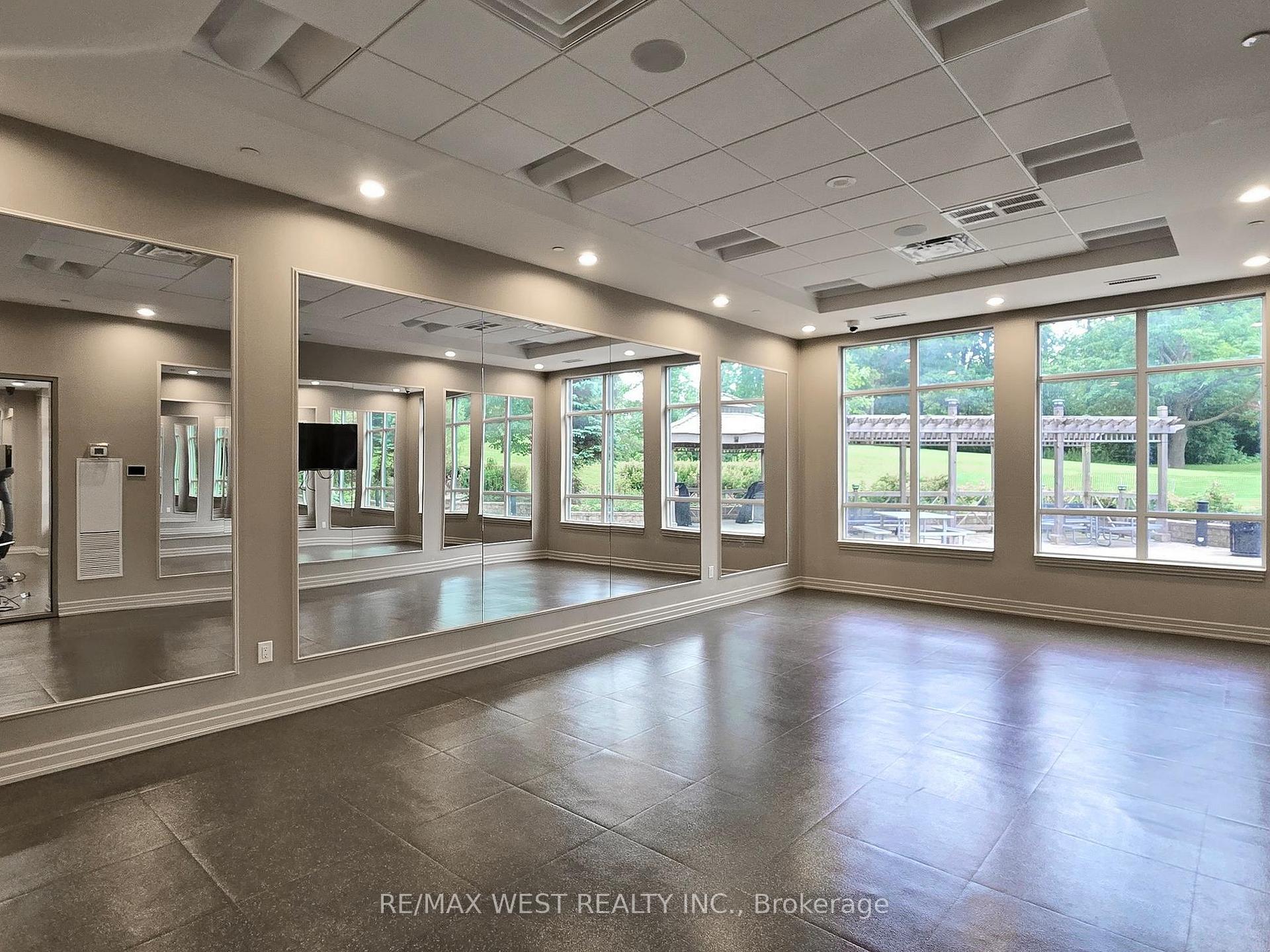 Photo 25 of Unit 1716, 9255 Jane Street, Vaughan, Maple — HOMEH