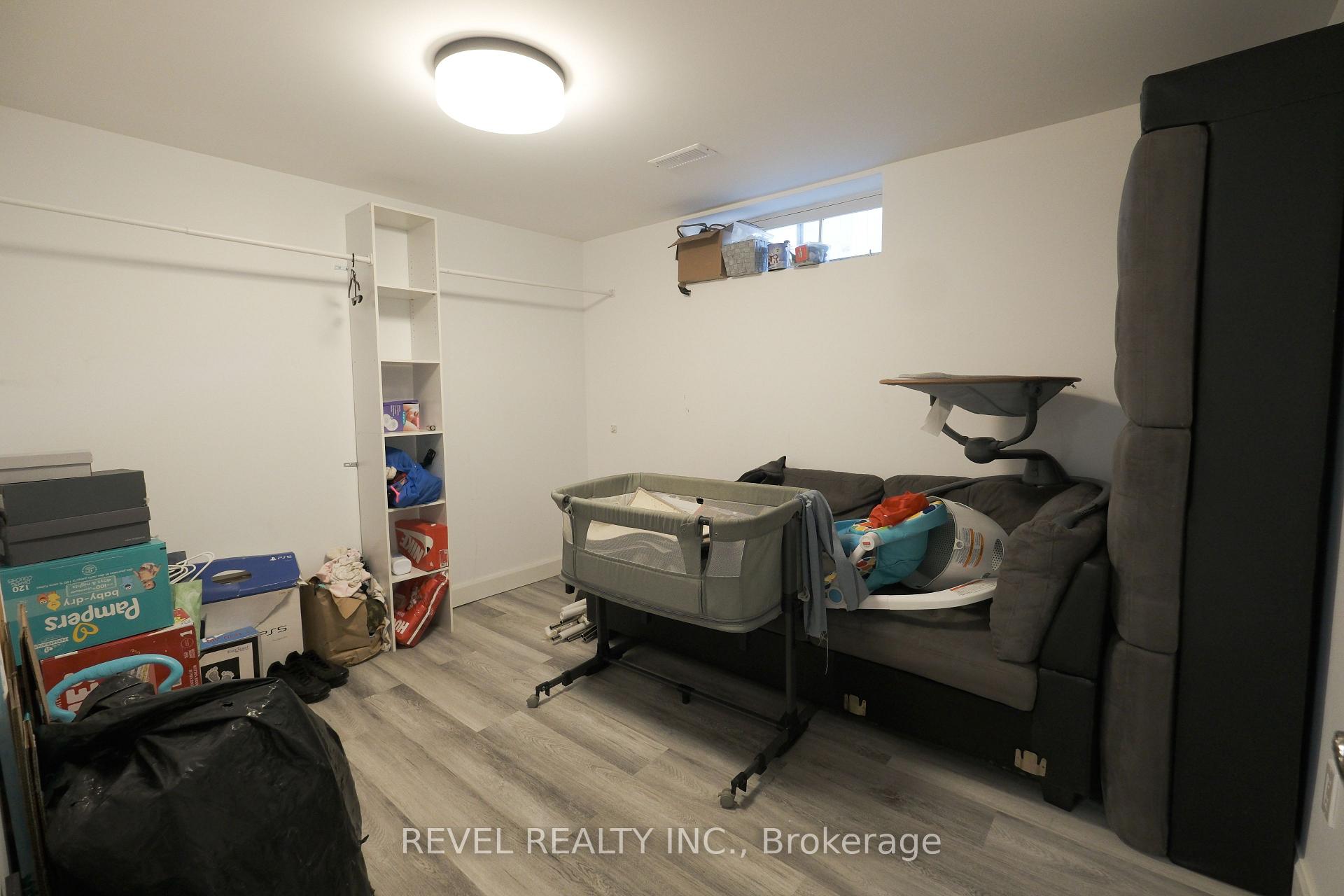 Photo 9 of Unit Lower Level, 56 Parkway Crescent, Clarington, Bowmanville — HOMEH