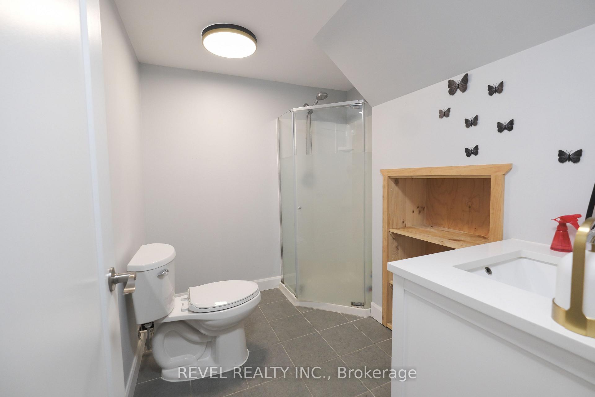 Photo 7 of Unit Lower Level, 56 Parkway Crescent, Clarington, Bowmanville — HOMEH