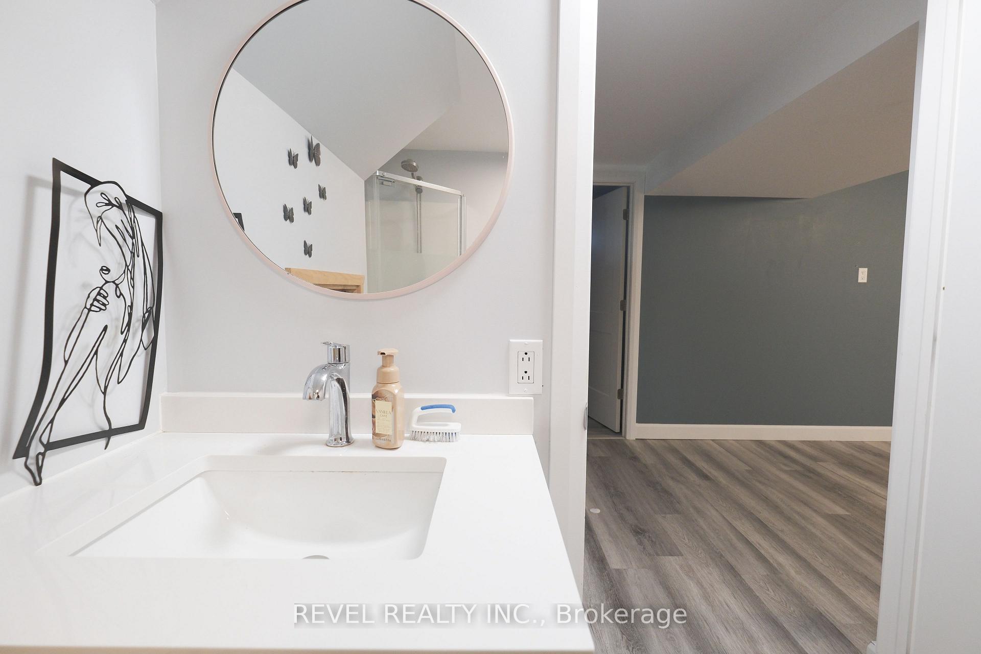 Photo 8 of Unit Lower Level, 56 Parkway Crescent, Clarington, Bowmanville — HOMEH