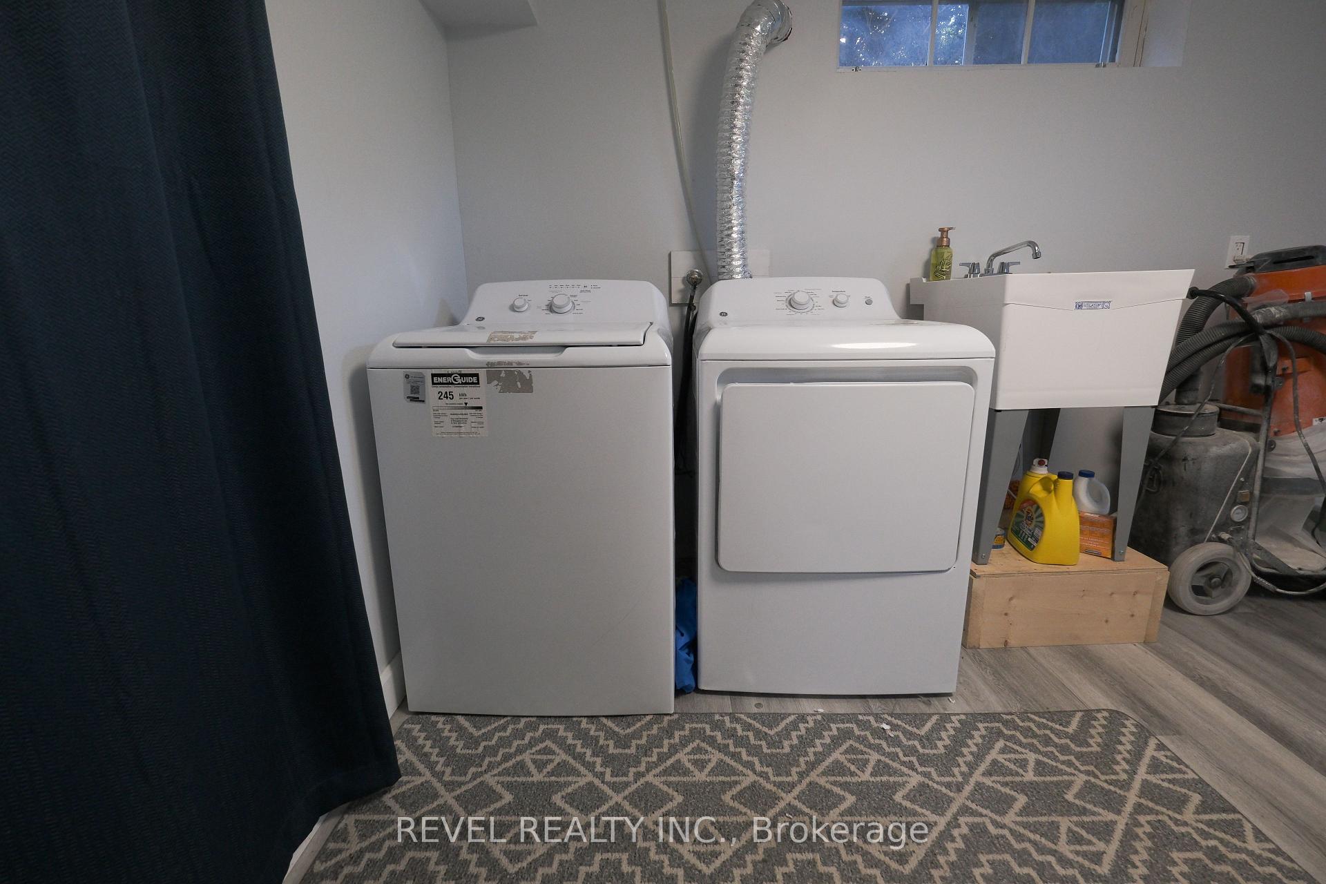 Photo 10 of Unit Lower Level, 56 Parkway Crescent, Clarington, Bowmanville — HOMEH