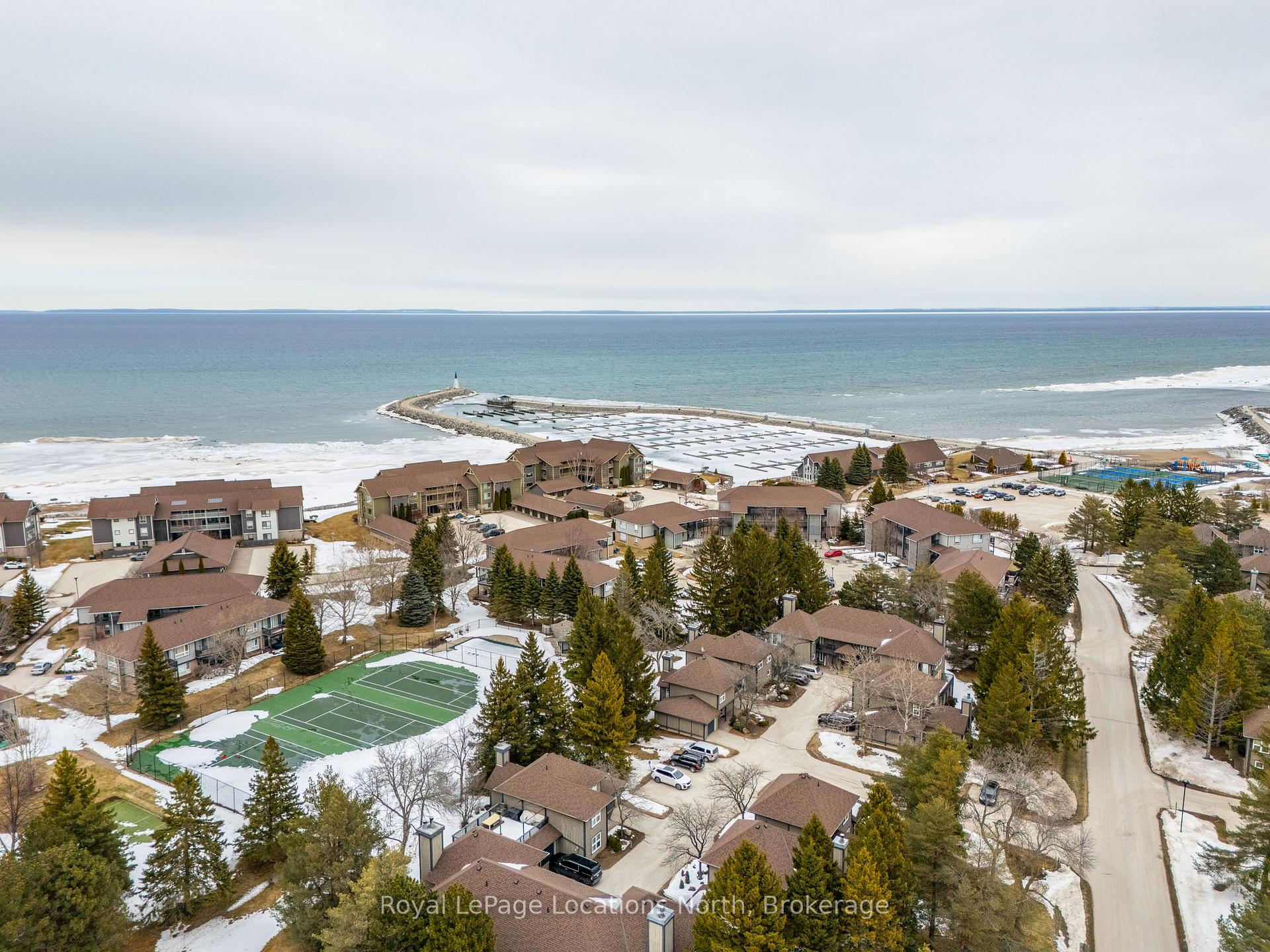 Photo 41 of Unit 12, 465 Mariners Way, Collingwood — HOMEH