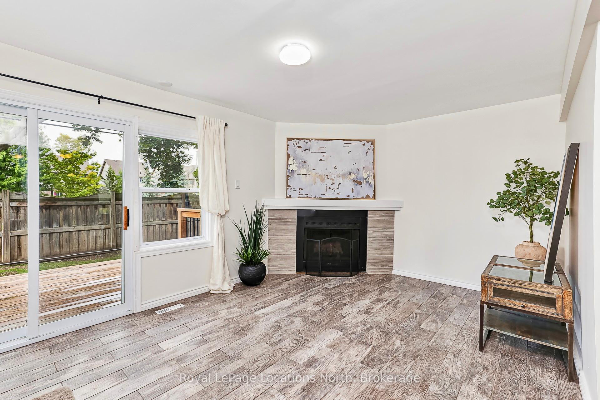 Photo 7 of 585 Tenth Street, Collingwood — HOMEH