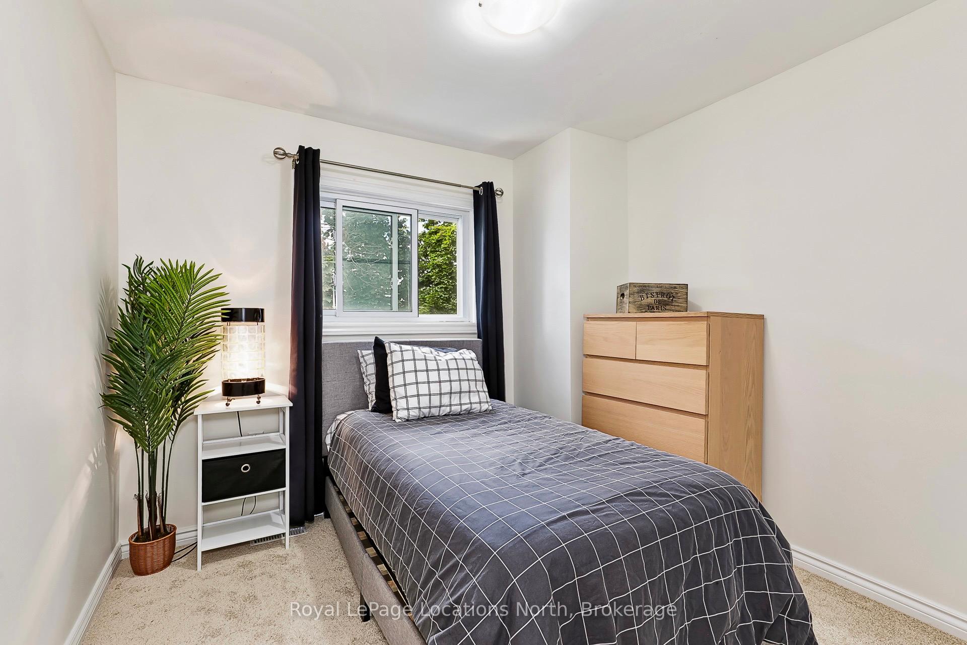 Photo 24 of 585 Tenth Street, Collingwood — HOMEH