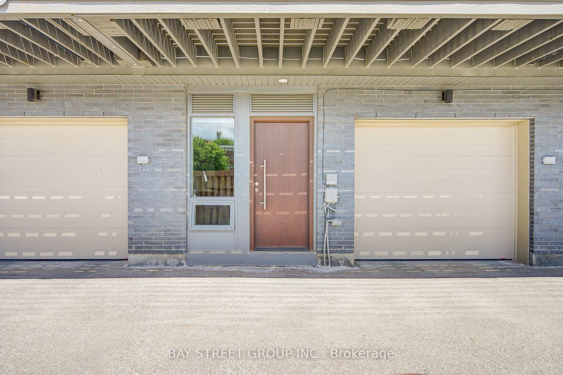 Photo 29 of 27 Sonic Way, Toronto, Flemingdon Park — HOMEH