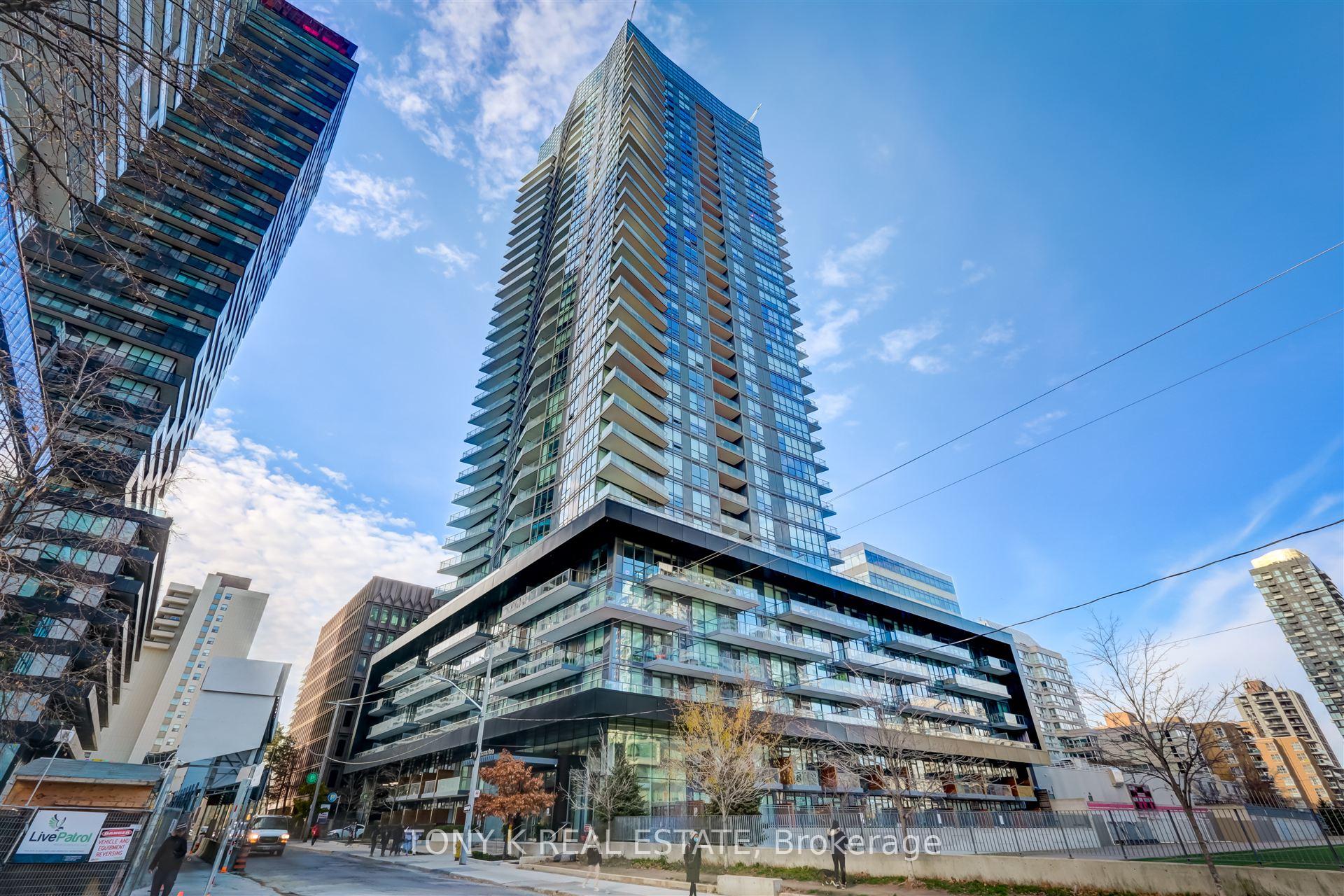 Front of Unit 609, 30 Roehampton Avenue