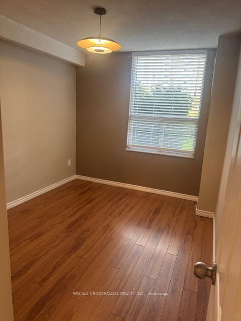 Photo 14 of Unit 114, 5 Shady Golf Golfway, Toronto, Flemingdon Park — HOMEH