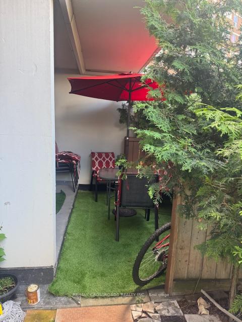 Photo 17 of Unit 114, 5 Shady Golf Golfway, Toronto, Flemingdon Park — HOMEH