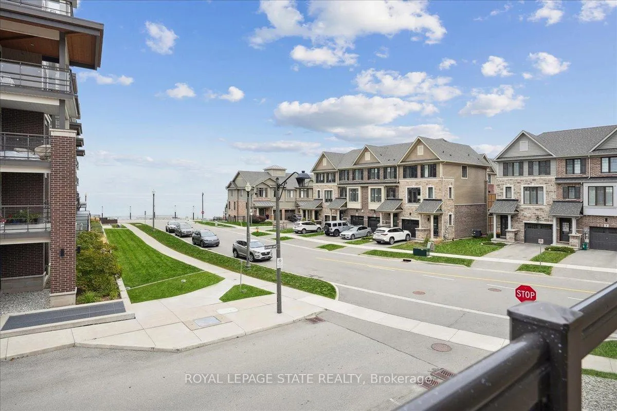 Photo 7 of 5 Esplanade Lane, Grimsby, Grimsby Beach — HOMEH