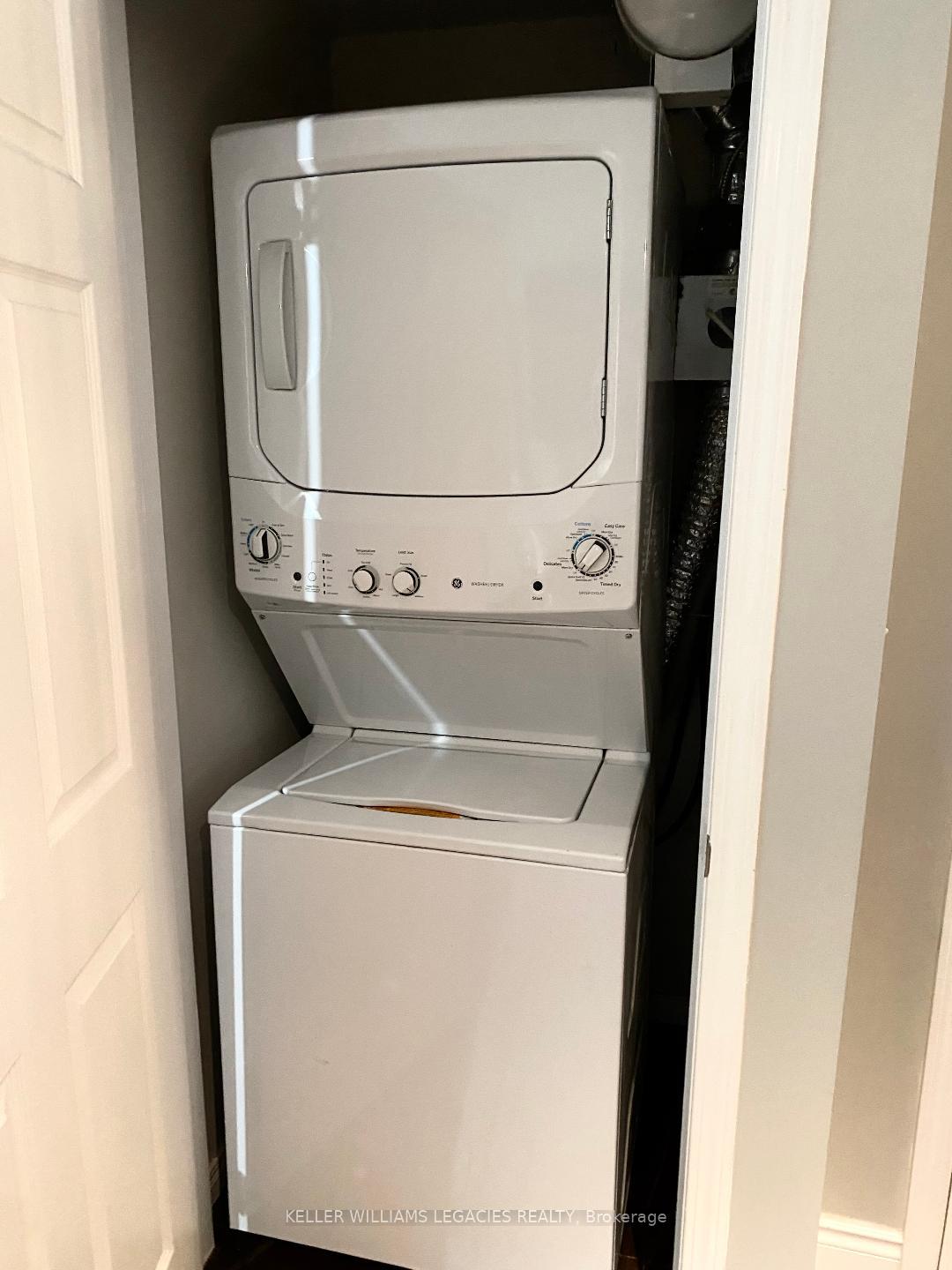 Photo 11 of Unit F, 242 Rachel Crescent, Kitchener, Huron Park — HOMEH