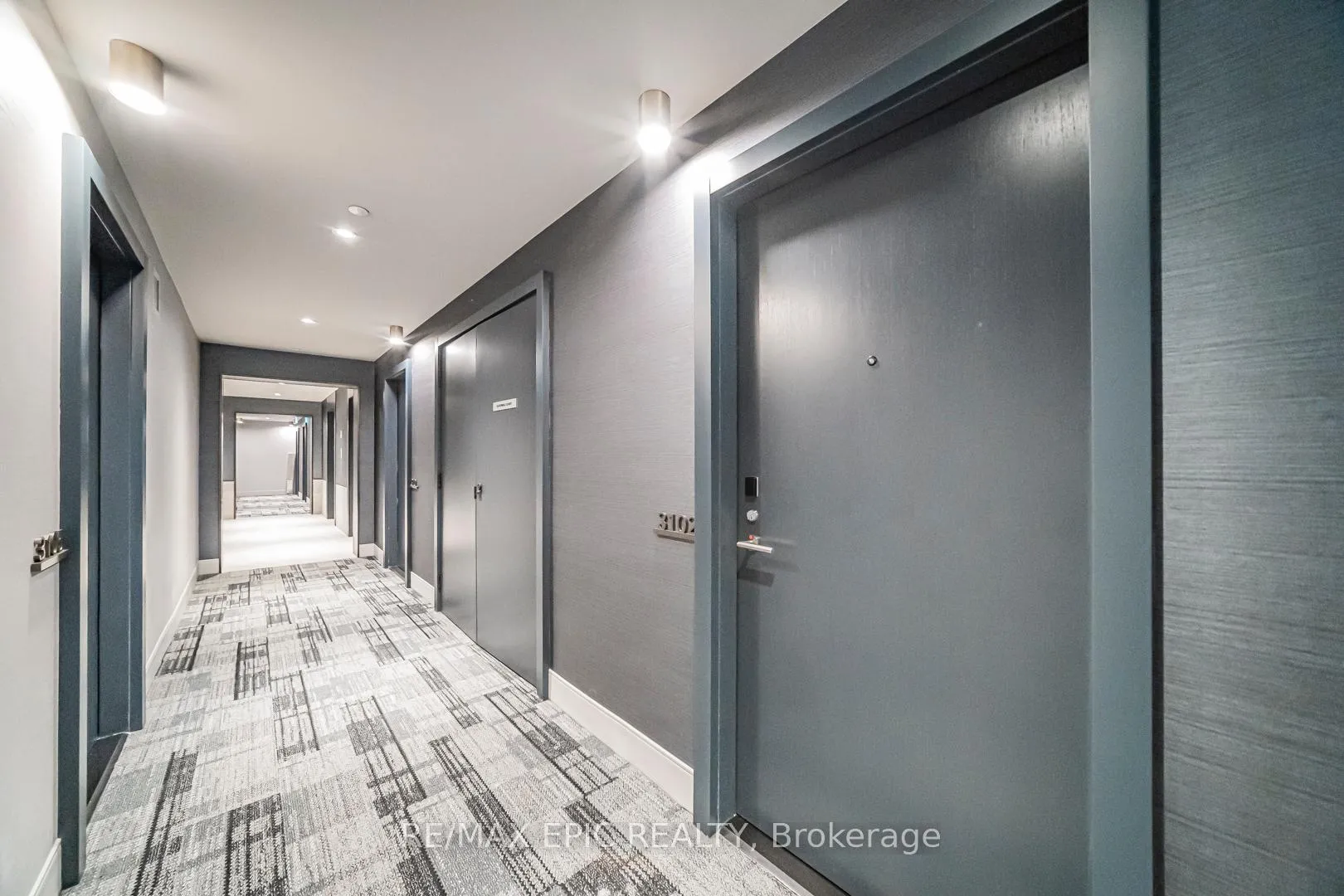 Photo 6 of Unit 3102, 65 Broadway Avenue, Toronto, Mount Pleasant West — HOMEH