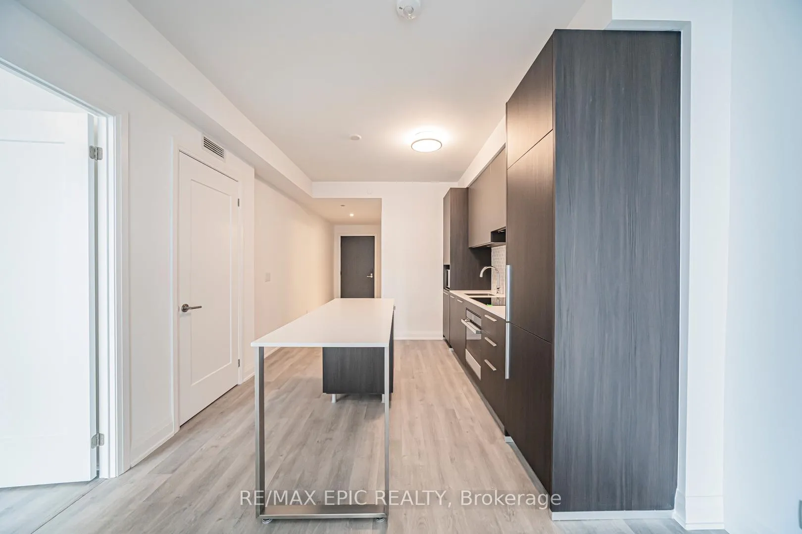 Photo 15 of Unit 3102, 65 Broadway Avenue, Toronto, Mount Pleasant West — HOMEH